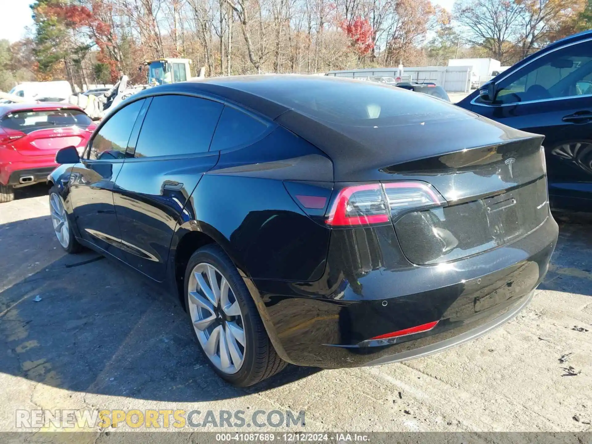 3 Photograph of a damaged car 5YJ3E1EB8LF600849 TESLA MODEL 3 2020