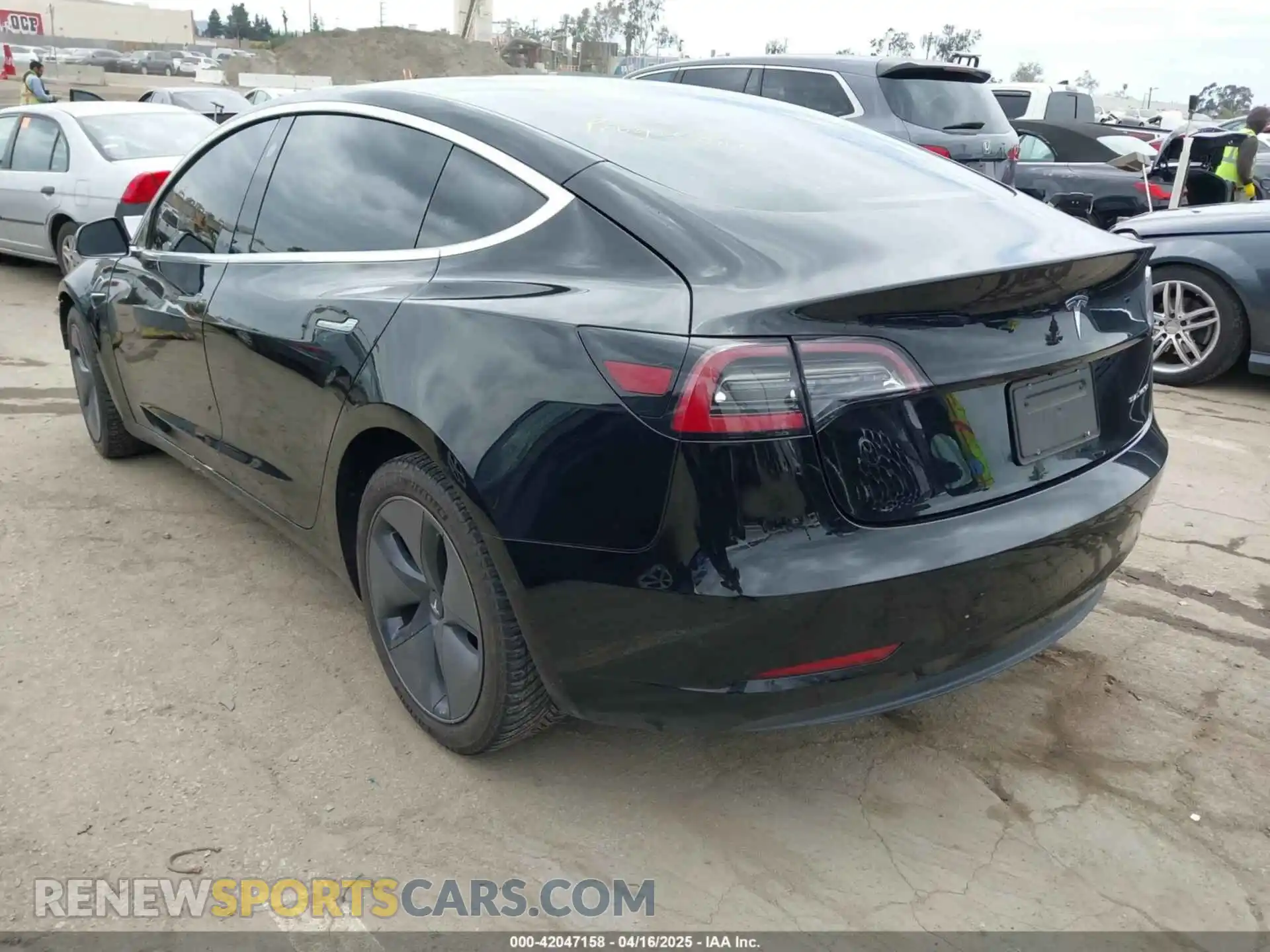 3 Фотография поврежденного автомобиля 5YJ3E1EB8LF635066 TESLA MODEL 3 2020