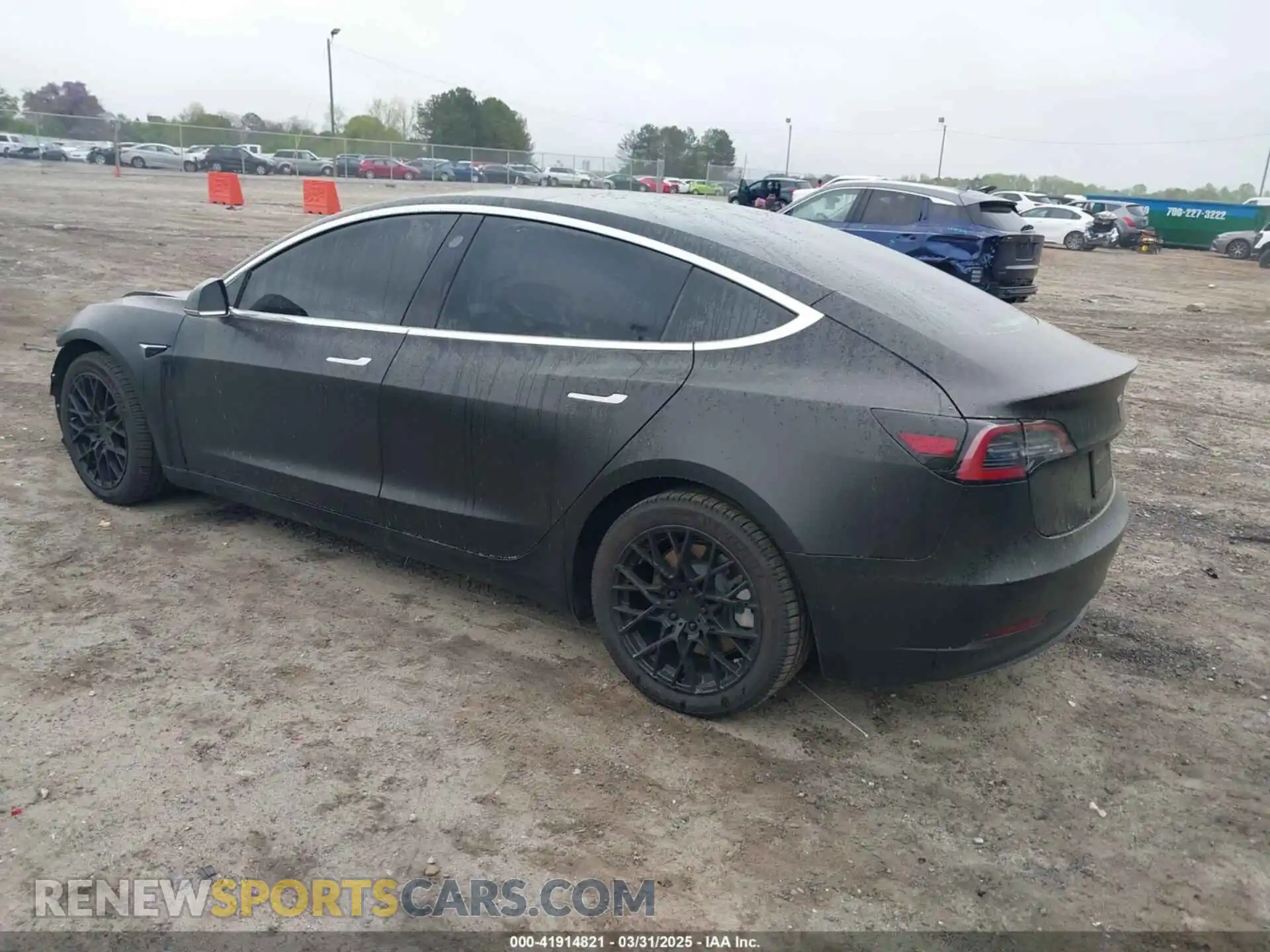 3 Photograph of a damaged car 5YJ3E1EB8LF712583 TESLA MODEL 3 2020