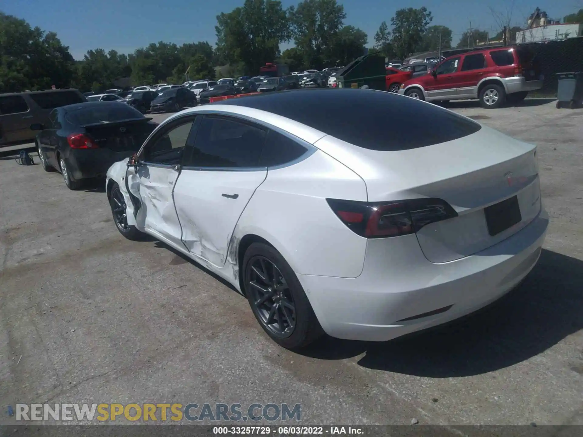 3 fotografías del automóvil dañado 5YJ3E1EB9LF617840 TESLA MODEL 3 2020