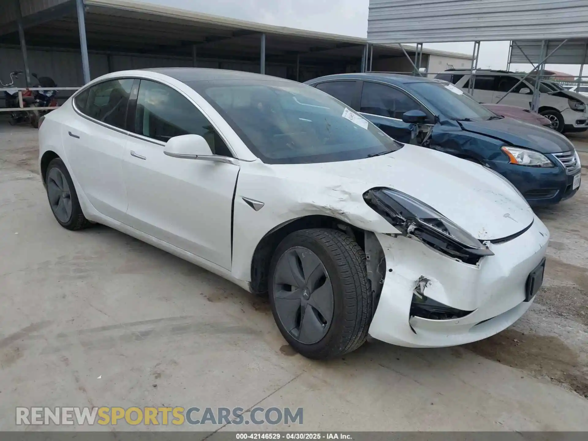 1 Photograph of a damaged car 5YJ3E1EB9LF619166 TESLA MODEL 3 2020