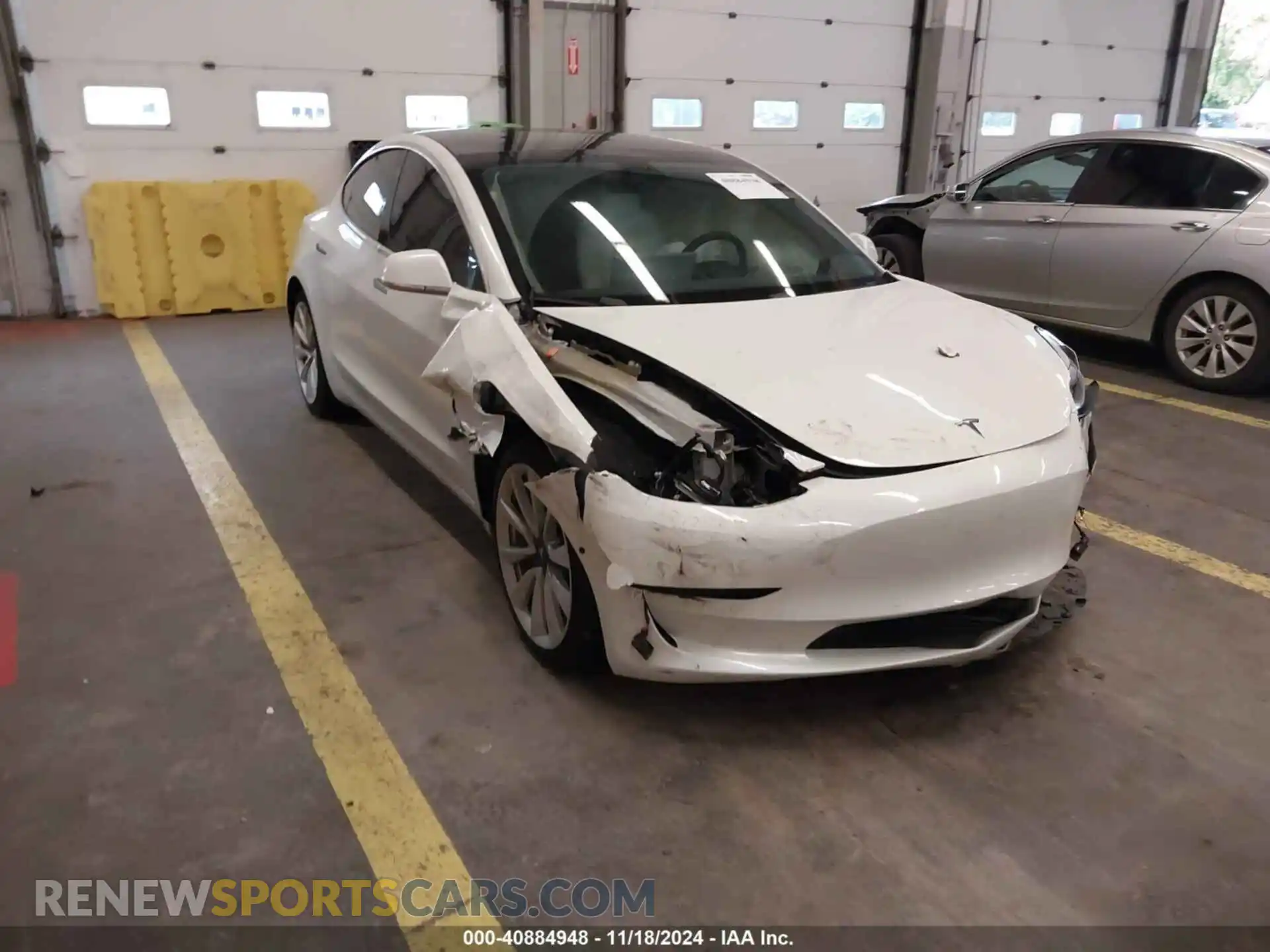 1 Photograph of a damaged car 5YJ3E1EB9LF742756 TESLA MODEL 3 2020