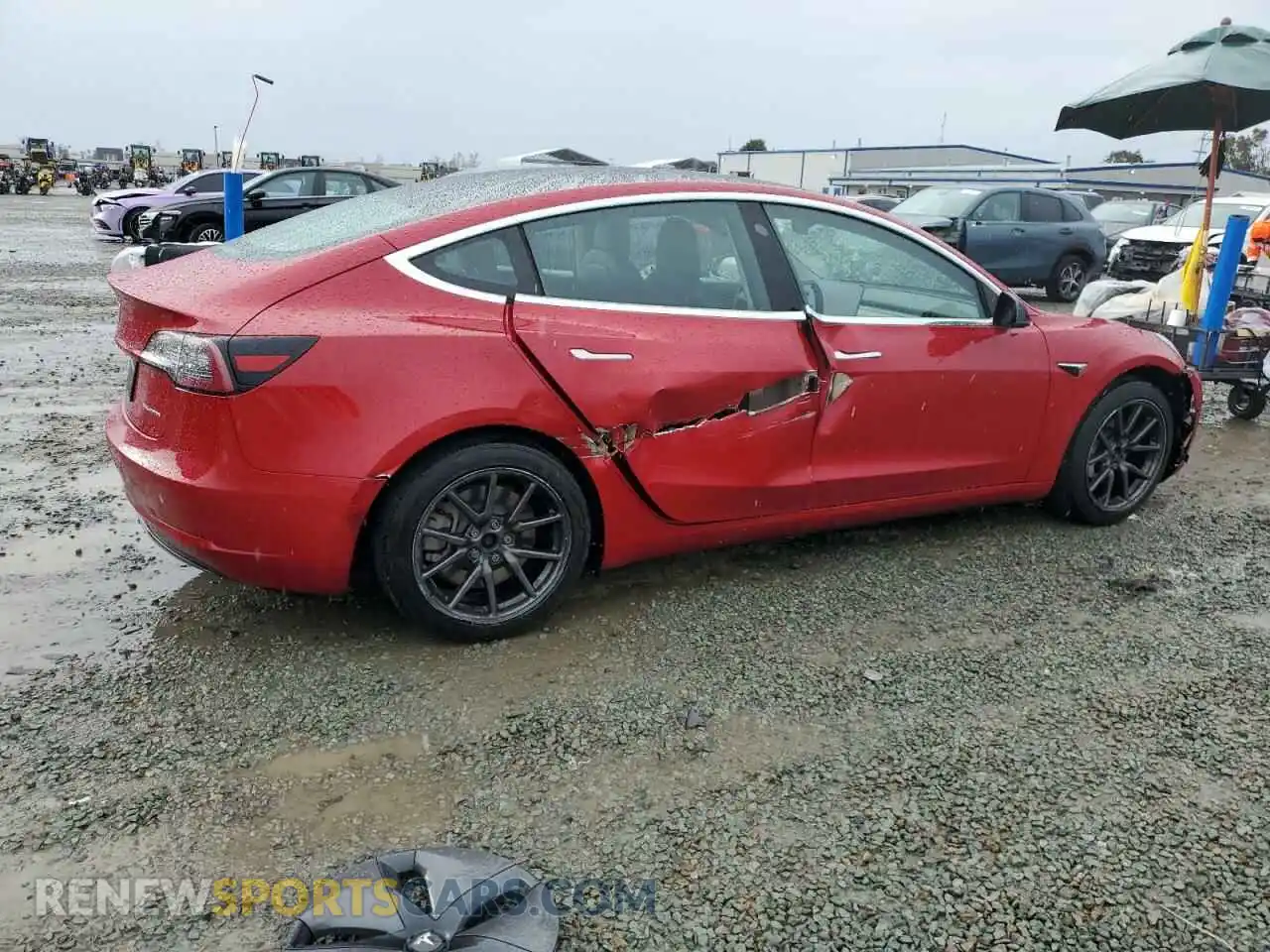 3 Photograph of a damaged car 5YJ3E1EB9LF744328 TESLA MODEL 3 2020