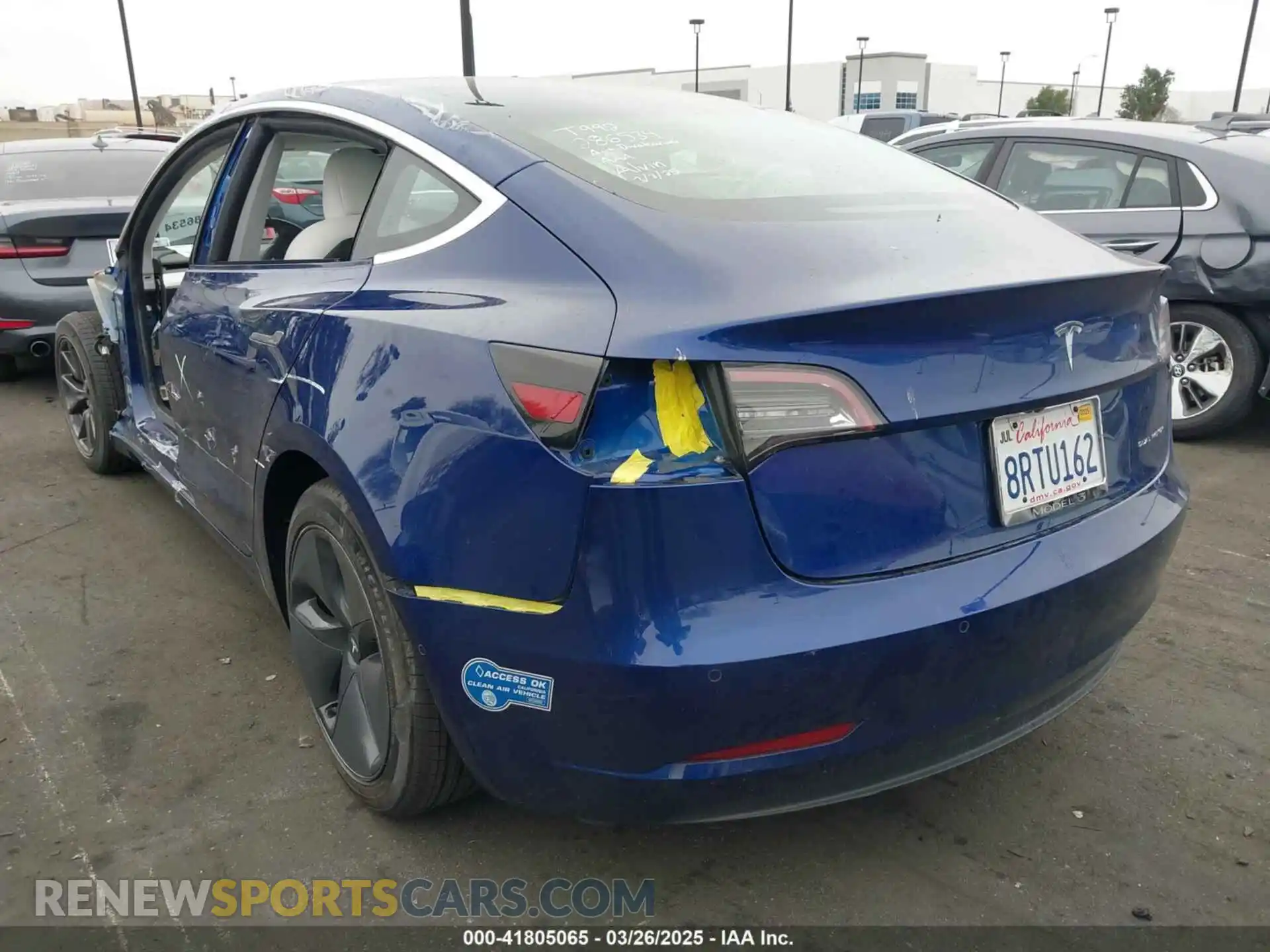 3 Photograph of a damaged car 5YJ3E1EB9LF744684 TESLA MODEL 3 2020