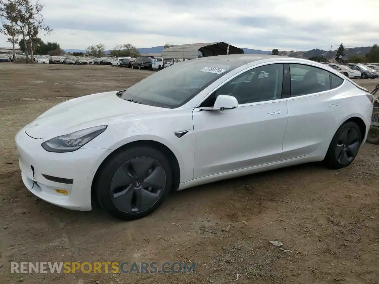 1 Photograph of a damaged car 5YJ3E1EB9LF746483 TESLA MODEL 3 2020