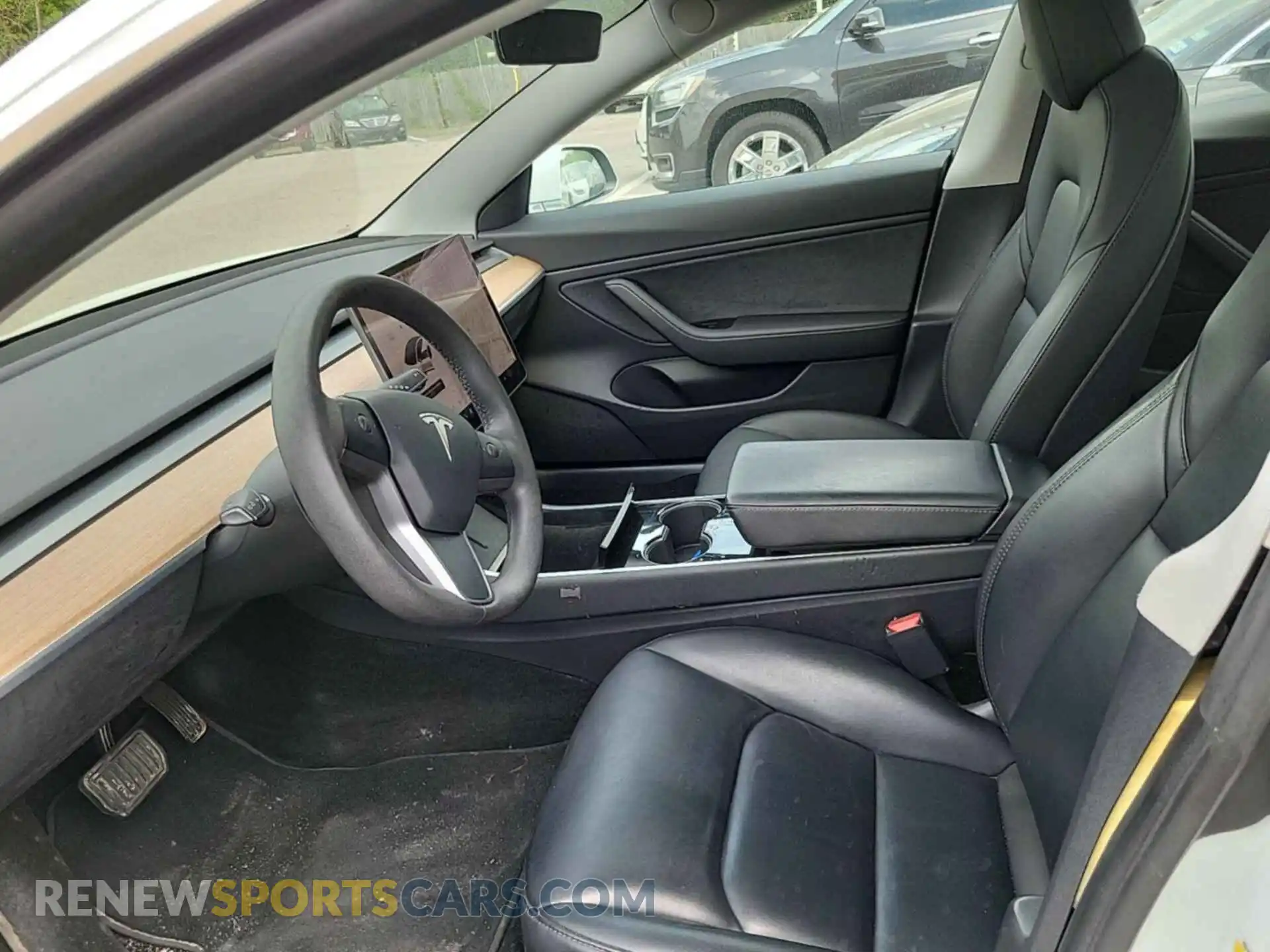 1 Photograph of a damaged car 5YJ3E1EB9LF795103 TESLA MODEL 3 2020