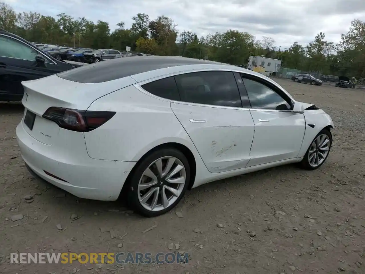 3 Photograph of a damaged car 5YJ3E1EB9LF796087 TESLA MODEL 3 2020