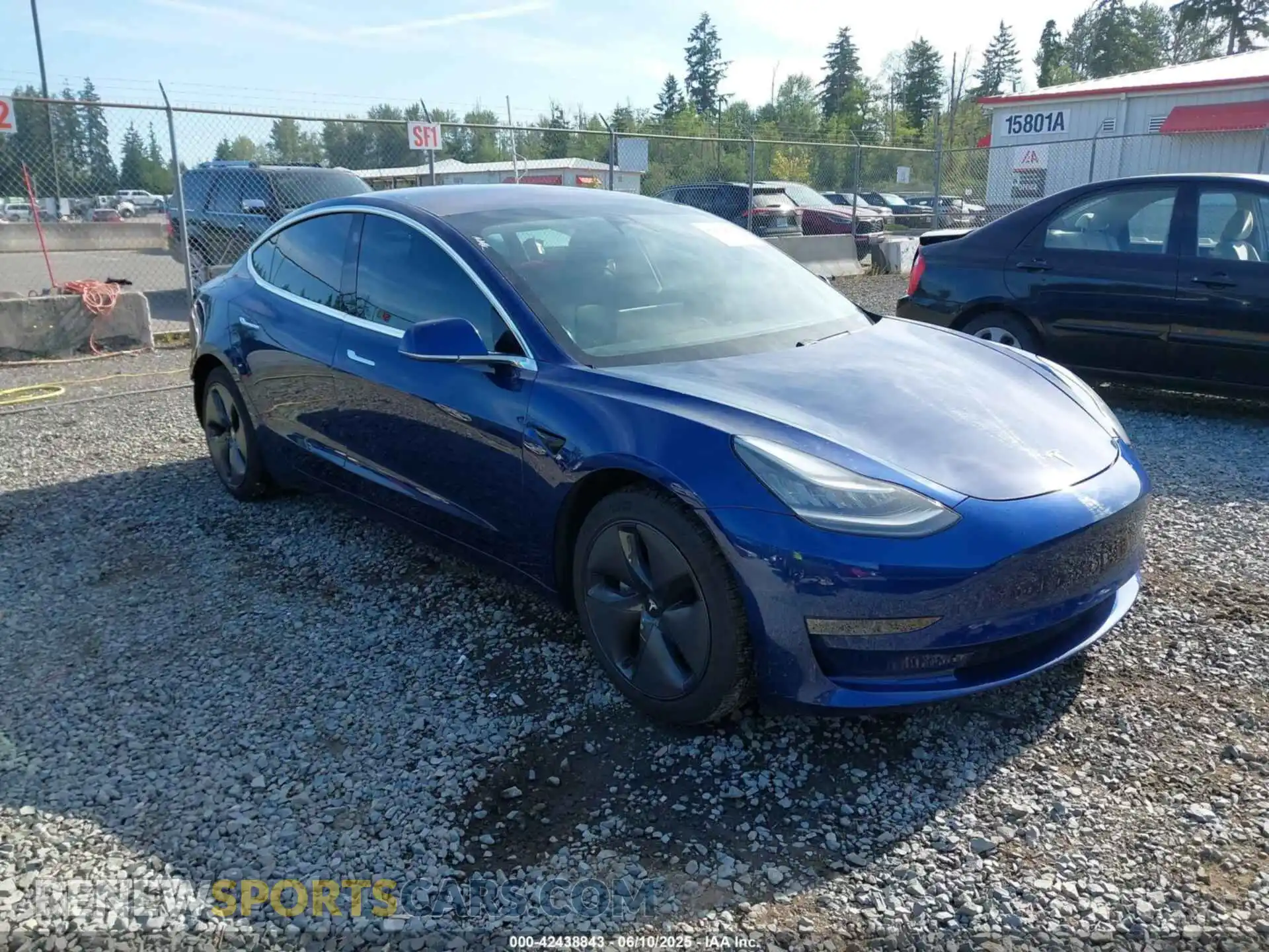 1 Photograph of a damaged car 5YJ3E1EB9LF800400 TESLA MODEL 3 2020