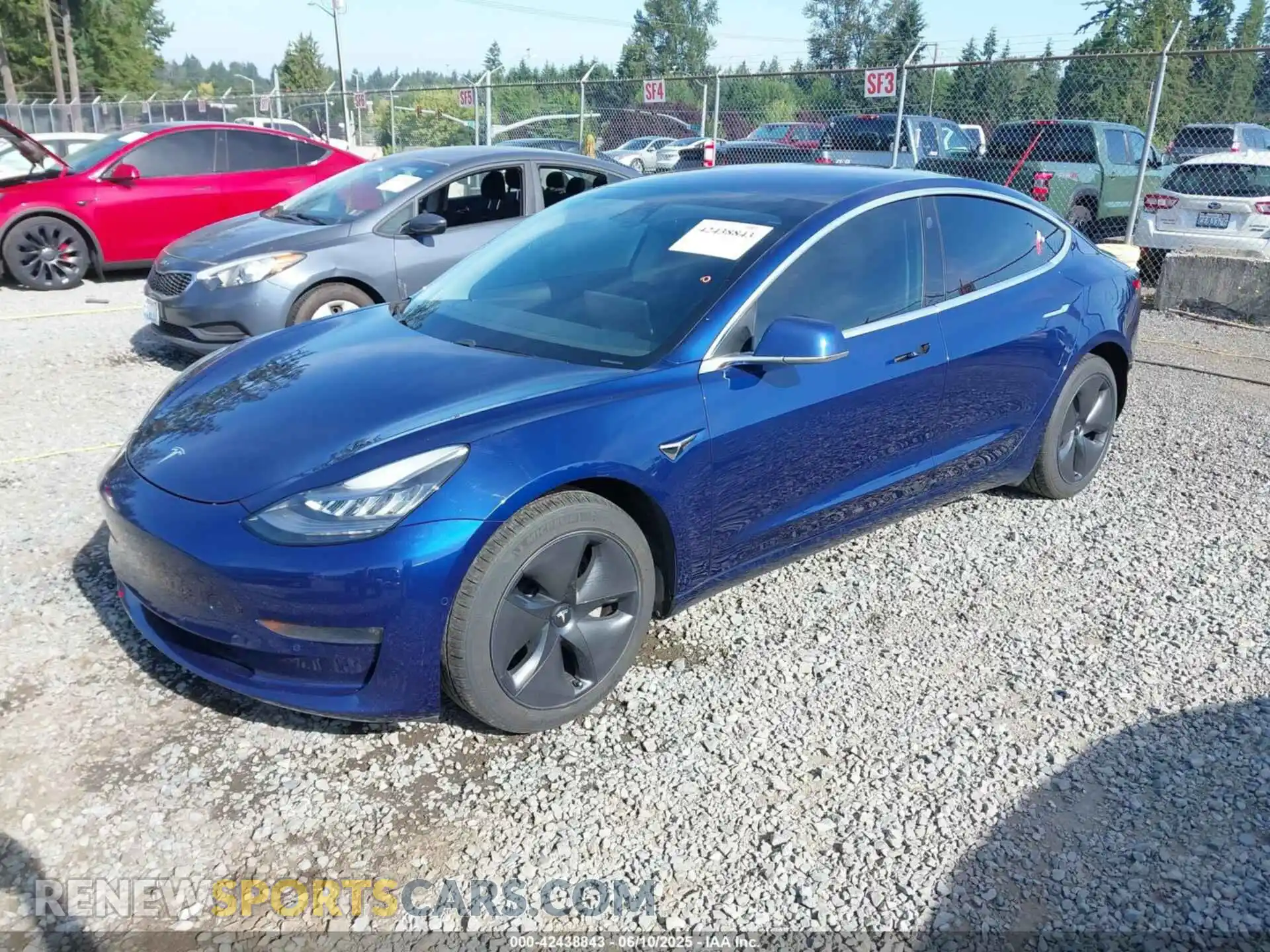 2 Photograph of a damaged car 5YJ3E1EB9LF800400 TESLA MODEL 3 2020