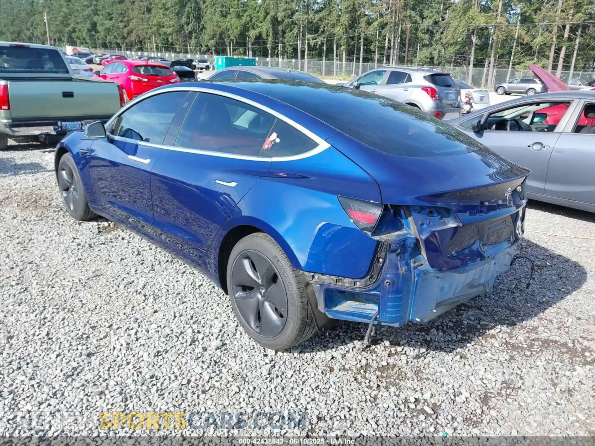 3 Photograph of a damaged car 5YJ3E1EB9LF800400 TESLA MODEL 3 2020