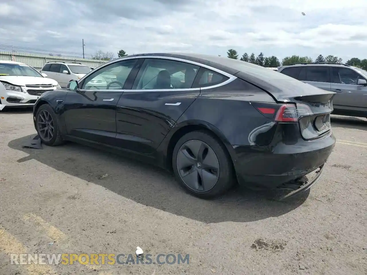 2 Photograph of a damaged car 5YJ3E1EBXLF635036 TESLA MODEL 3 2020