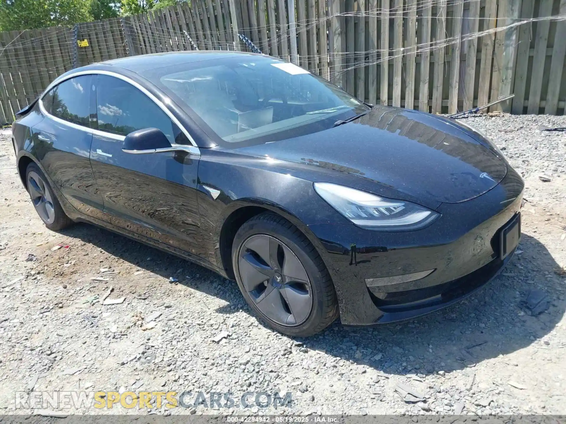 1 Photograph of a damaged car 5YJ3E1EBXLF667792 TESLA MODEL 3 2020
