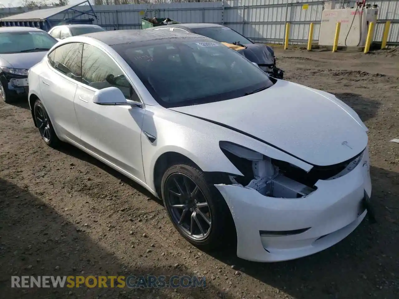 1 Photograph of a damaged car 5YJ3E1EBXLF801006 TESLA MODEL 3 2020