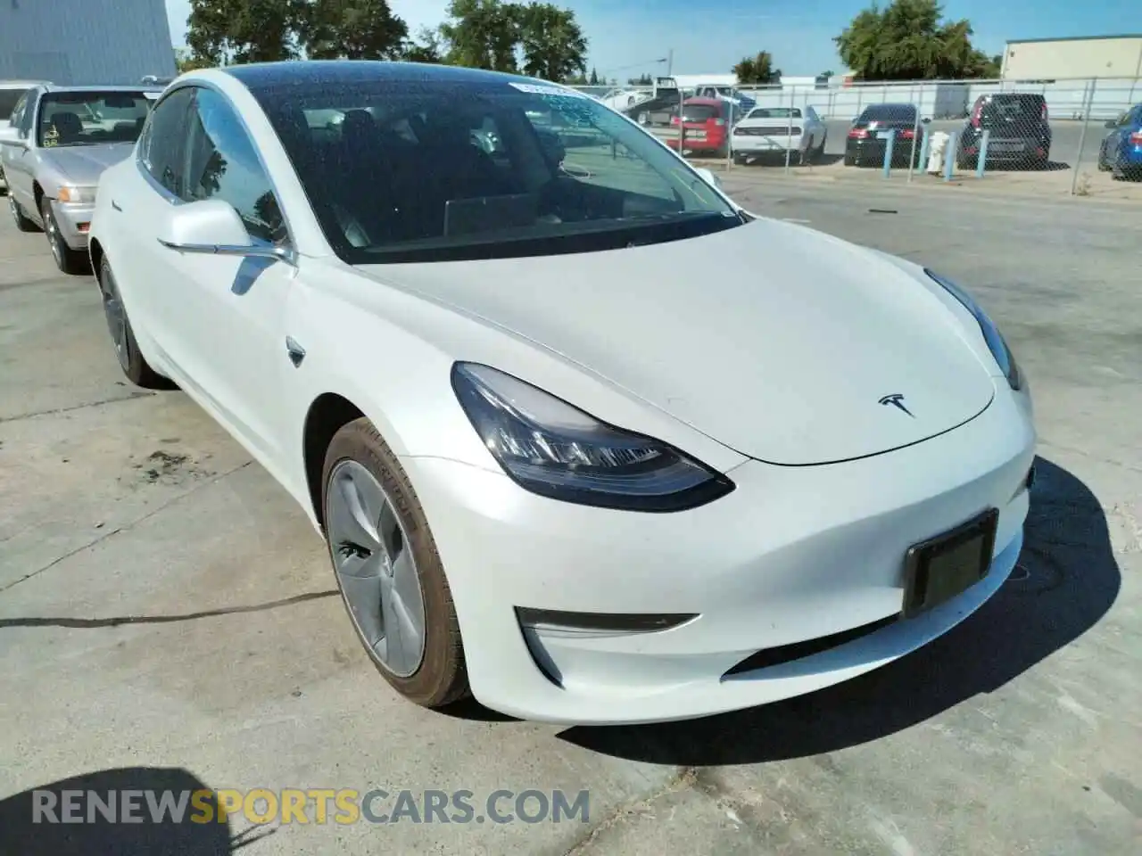 1 Фотография поврежденного автомобиля 5YJ3E1EBXLF807677 TESLA MODEL 3 2020