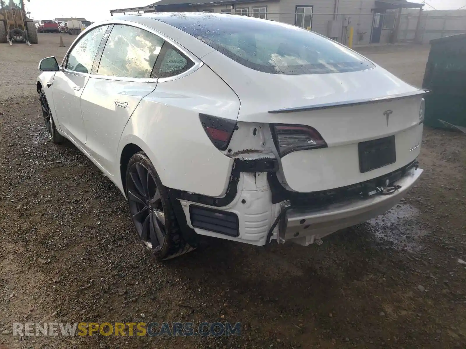 3 Photograph of a damaged car 5YJ3E1EC1LF623883 TESLA MODEL 3 2020