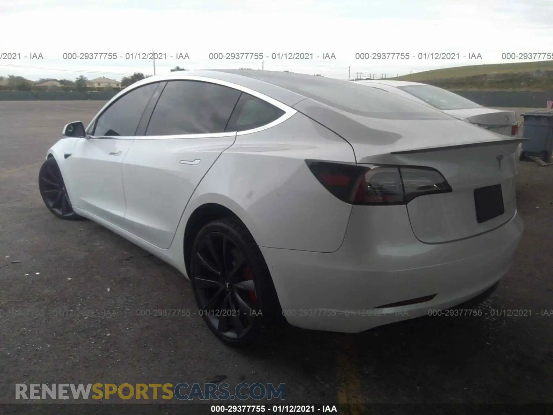 3 Photograph of a damaged car 5YJ3E1EC1LF733770 TESLA MODEL 3 2020