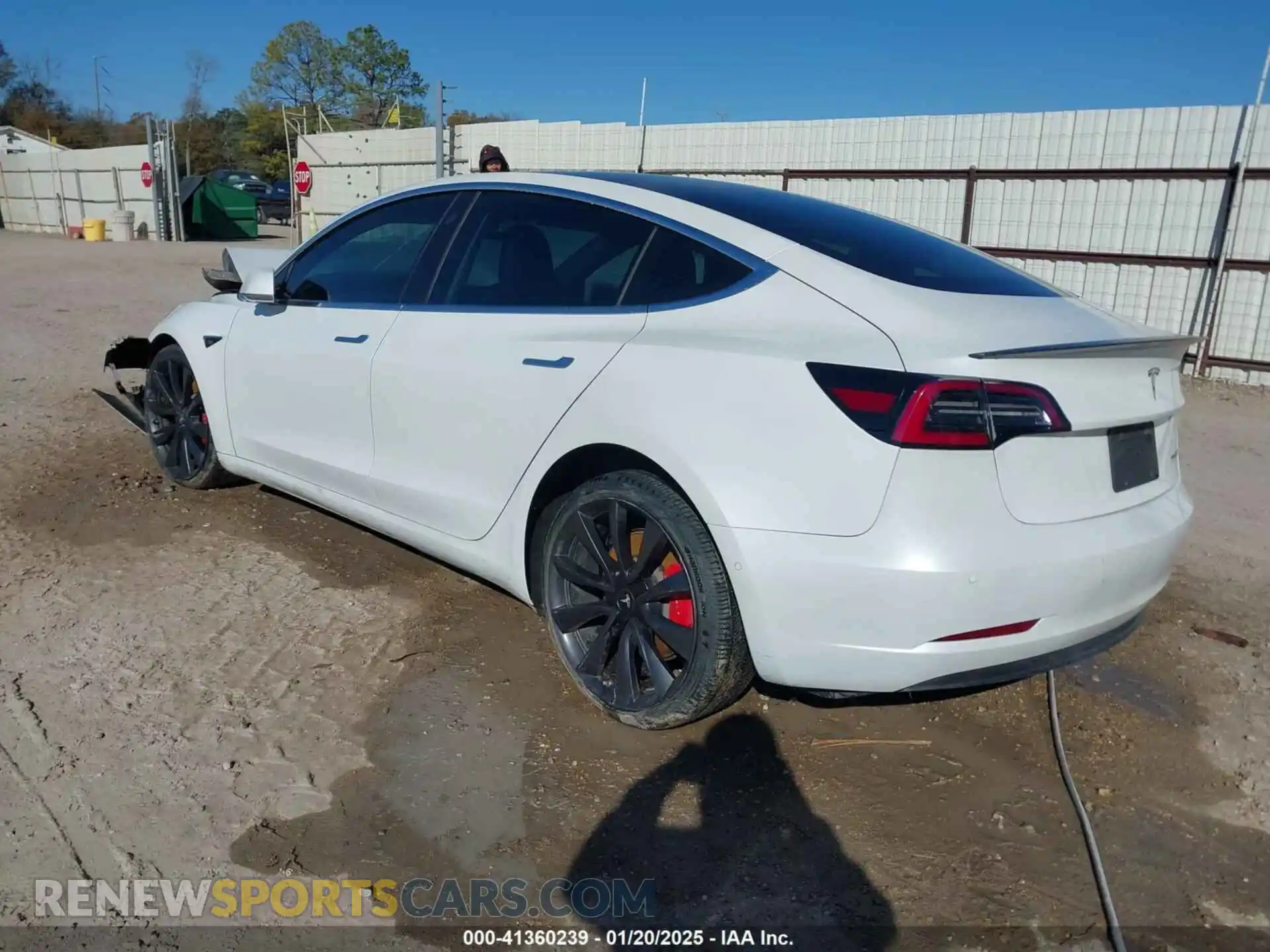 3 Фотография поврежденного автомобиля 5YJ3E1EC2LF623827 TESLA MODEL 3 2020