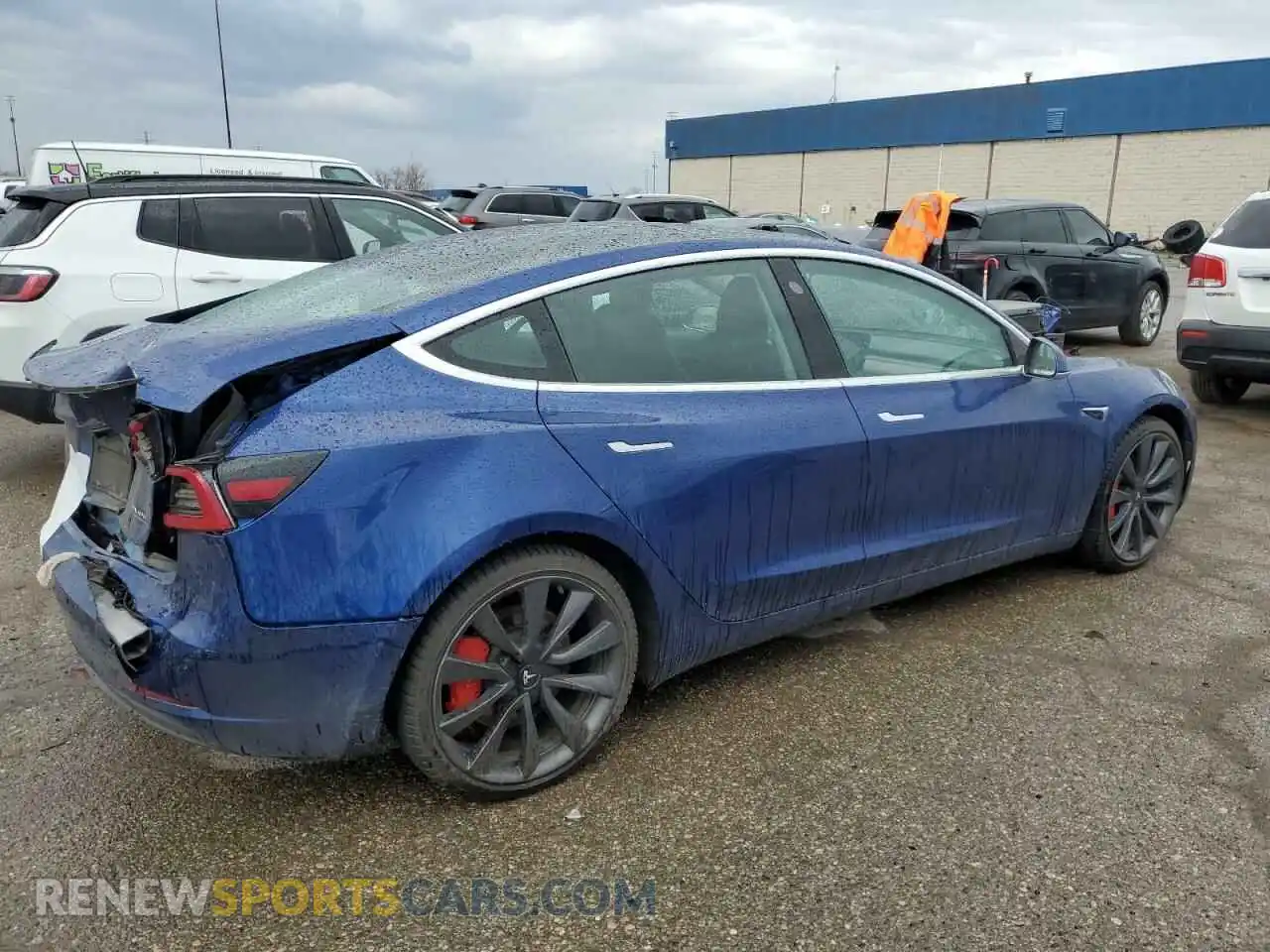 3 Photograph of a damaged car 5YJ3E1EC2LF669481 TESLA MODEL 3 2020