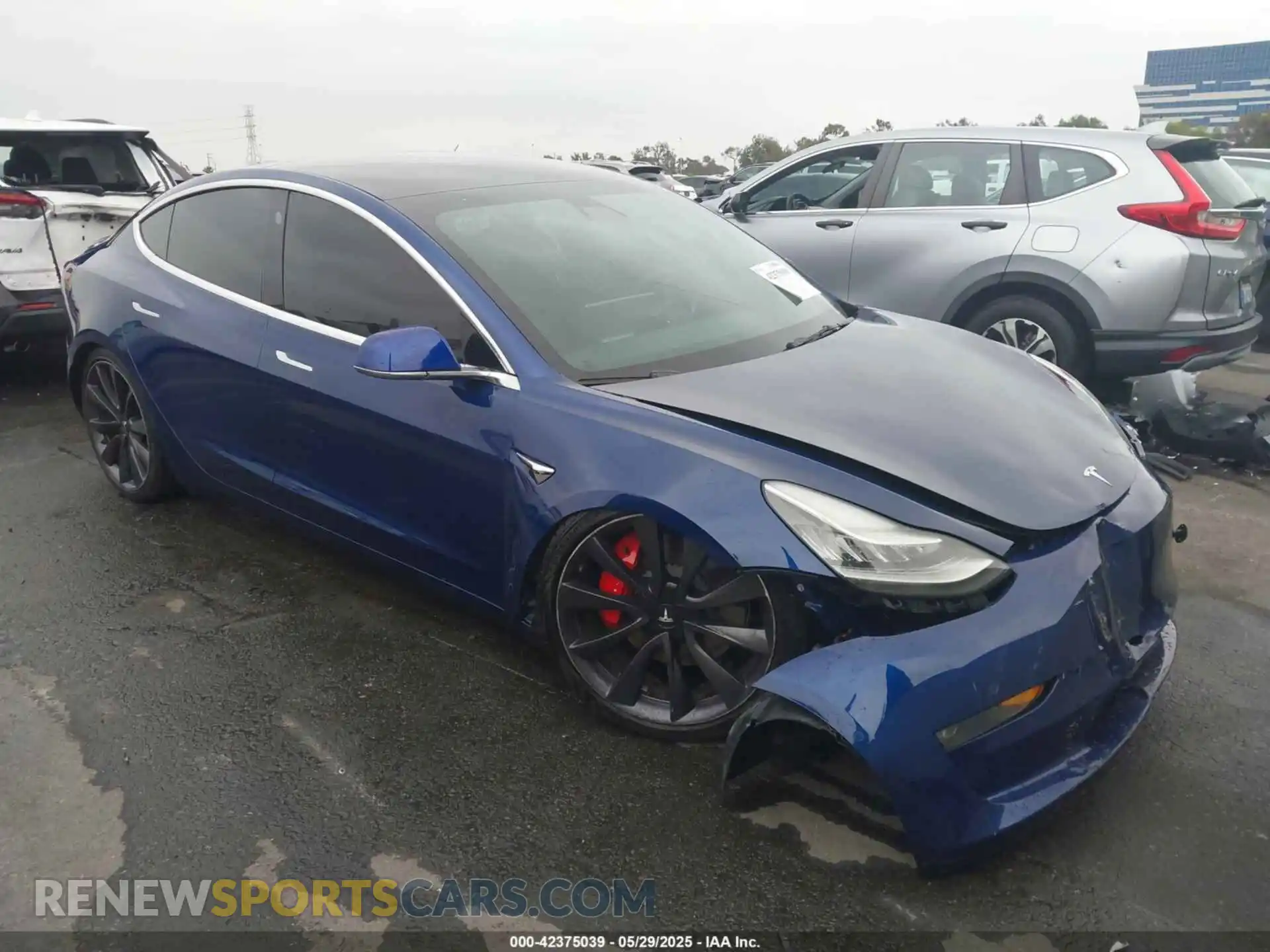 1 Photograph of a damaged car 5YJ3E1EC3LF648042 TESLA MODEL 3 2020