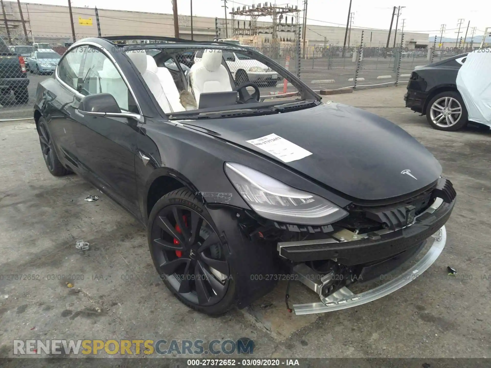 1 Photograph of a damaged car 5YJ3E1EC4LF641603 TESLA MODEL 3 2020