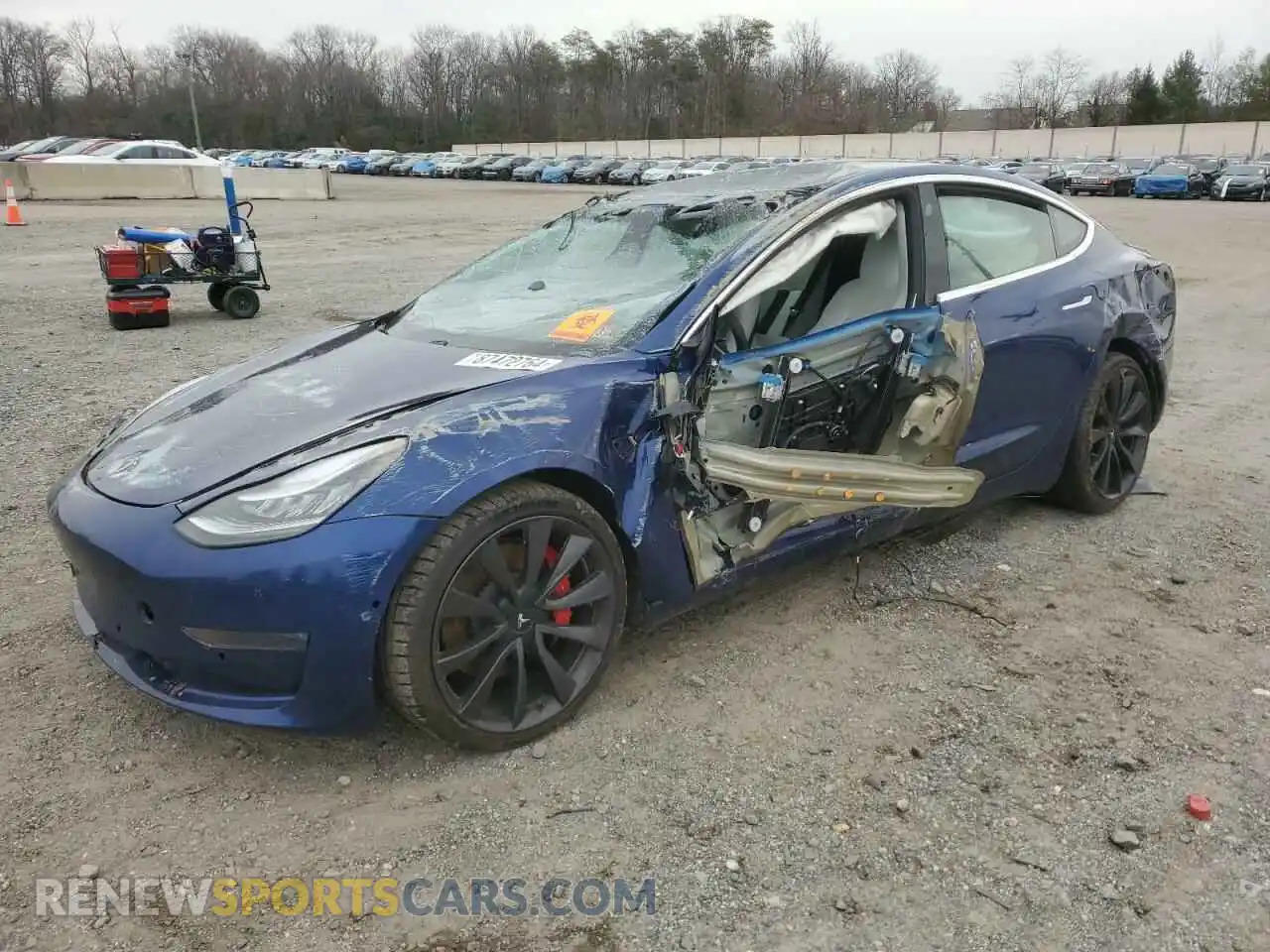 1 Photograph of a damaged car 5YJ3E1EC5LF641951 TESLA MODEL 3 2020