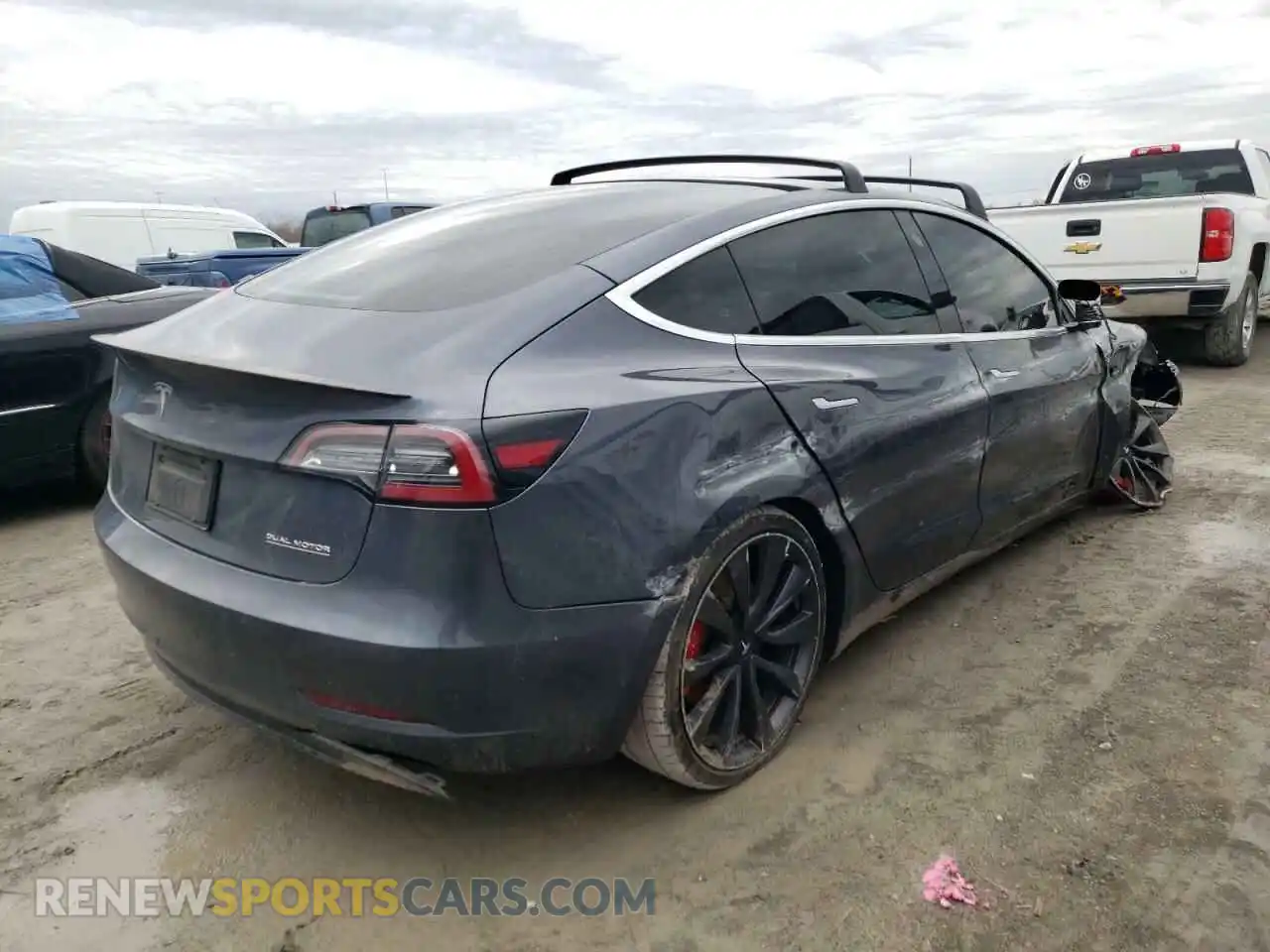 3 Photograph of a damaged car 5YJ3E1EC6LF602897 TESLA MODEL 3 2020