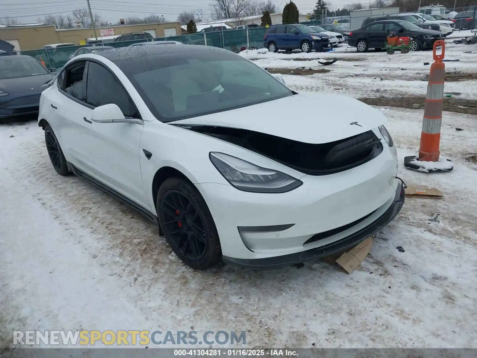 1 Photograph of a damaged car 5YJ3E1EC6LF624740 TESLA MODEL 3 2020