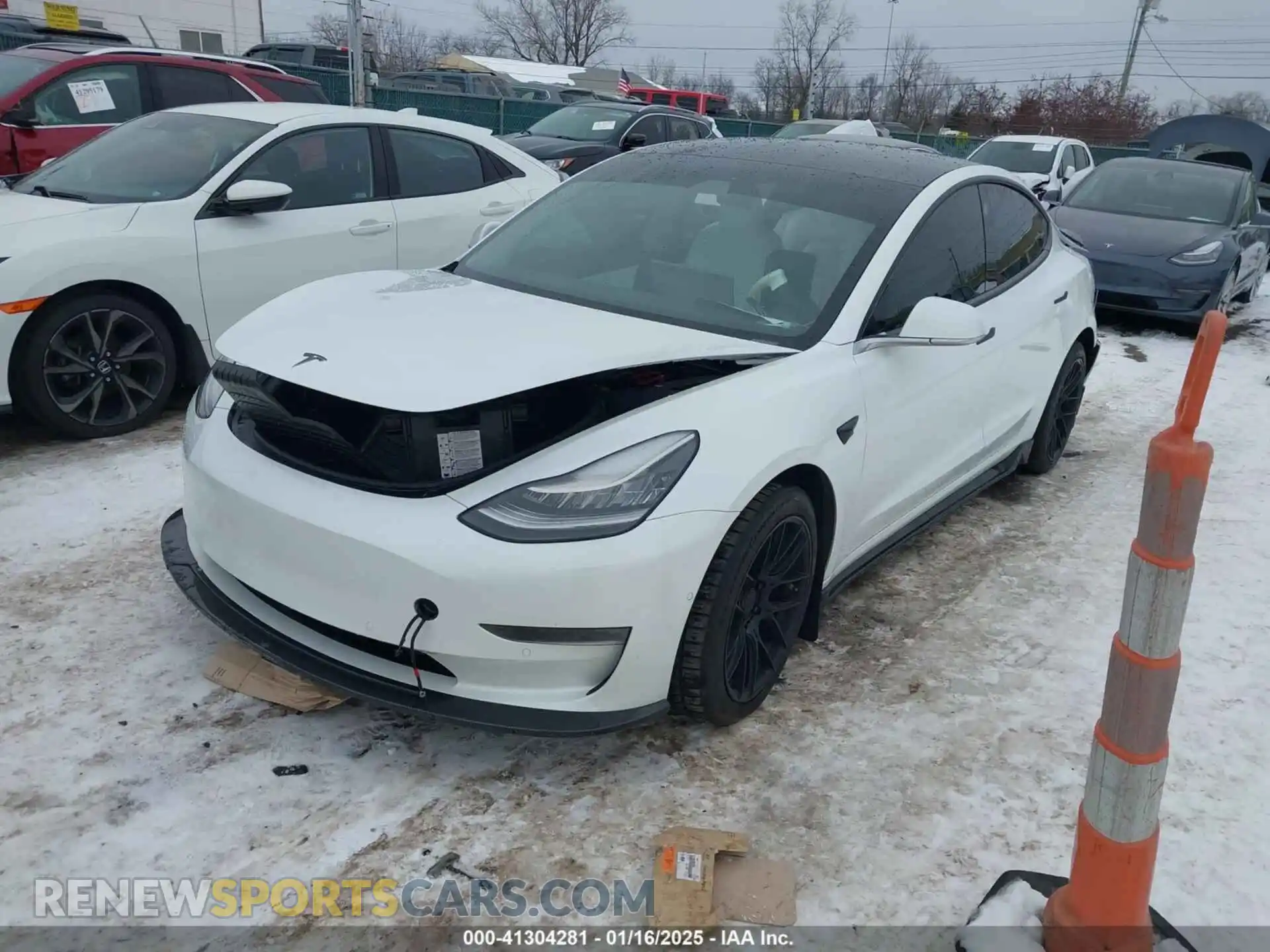 2 Photograph of a damaged car 5YJ3E1EC6LF624740 TESLA MODEL 3 2020