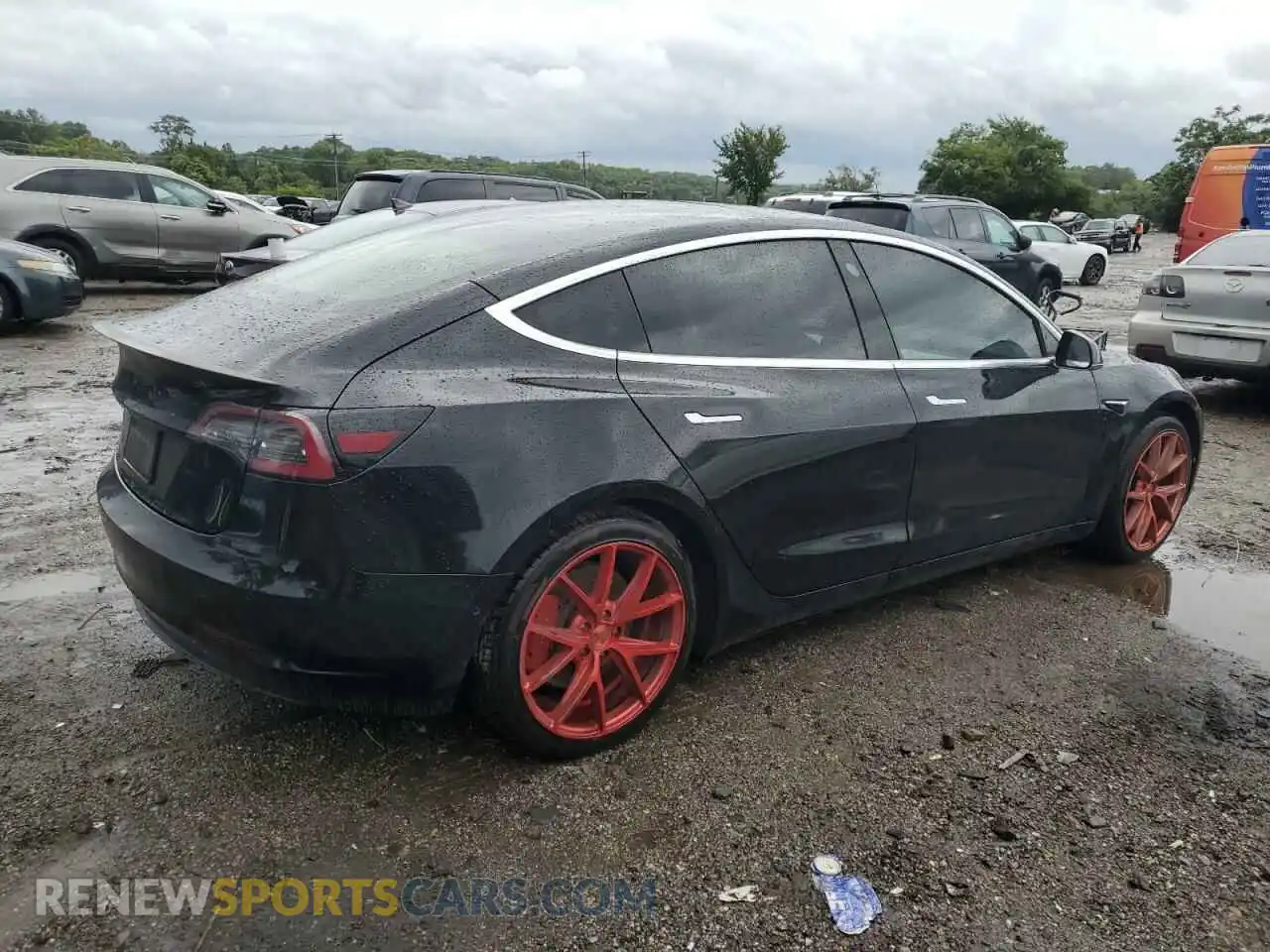 3 Photograph of a damaged car 5YJ3E1EC6LF641683 TESLA MODEL 3 2020