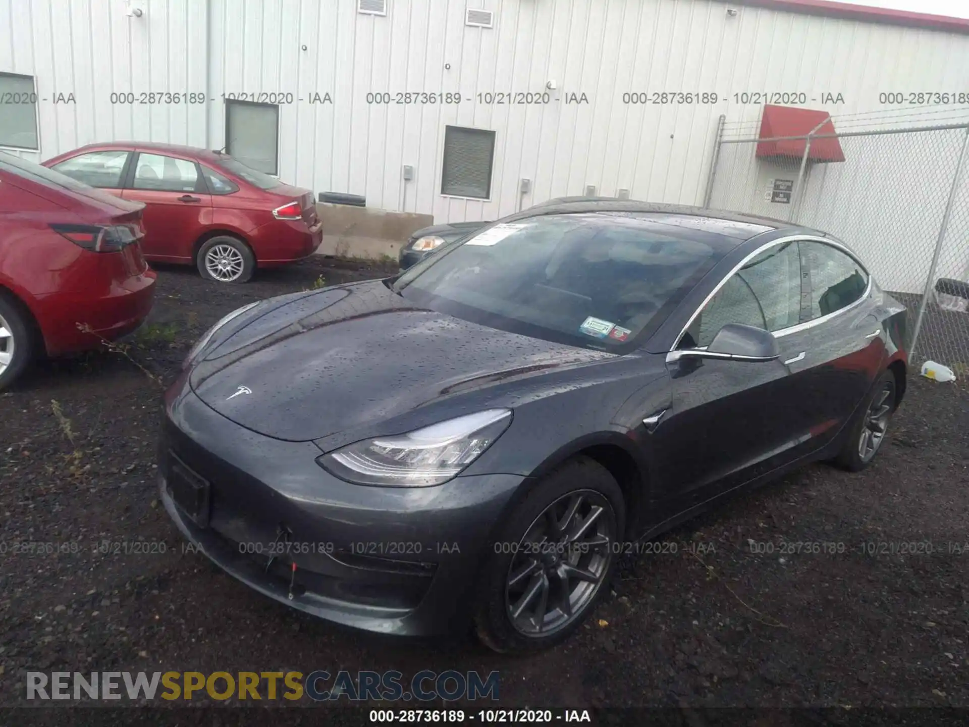 2 Photograph of a damaged car 5YJ3E1EC7LF586211 TESLA MODEL 3 2020