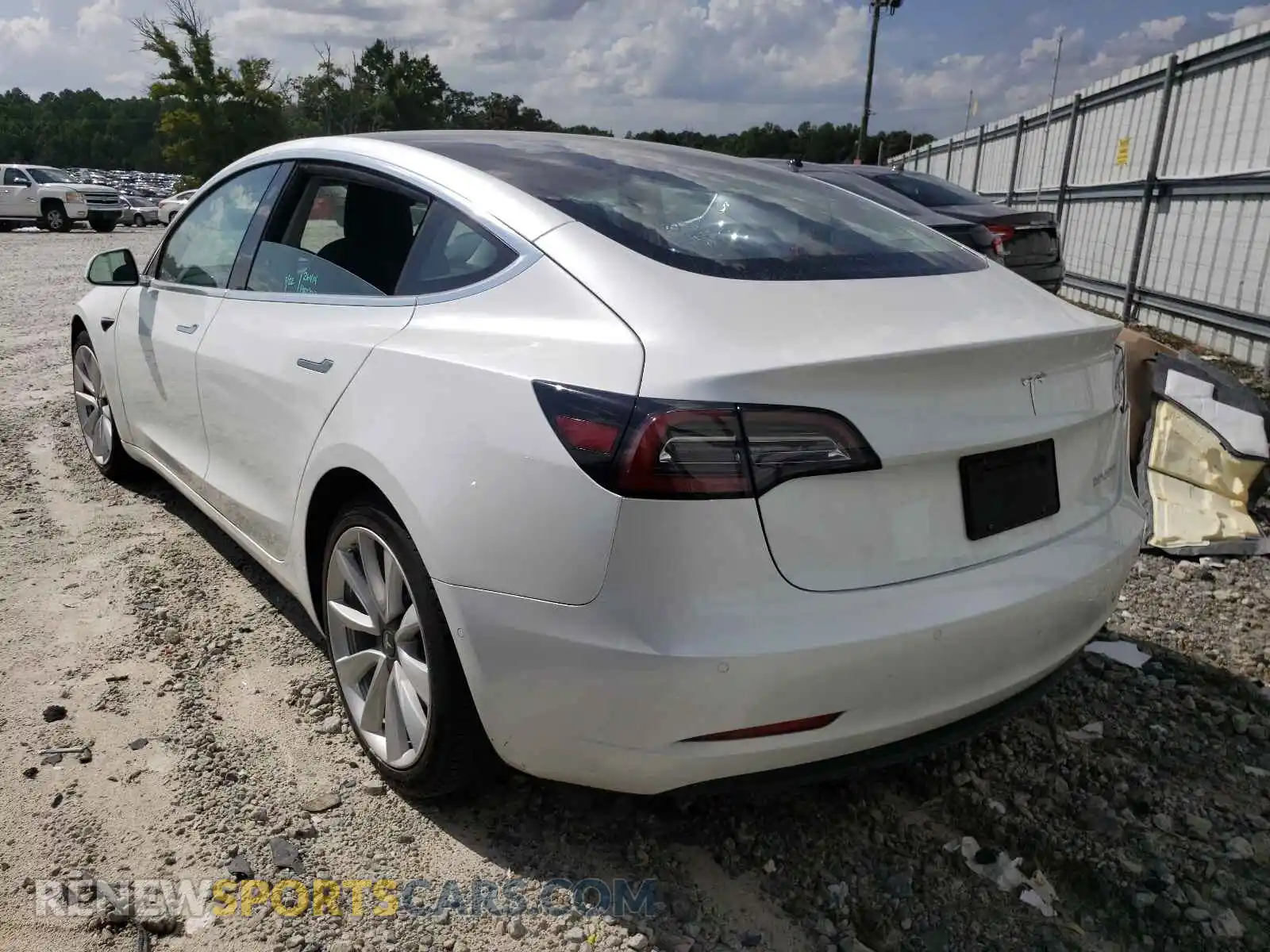 3 Фотография поврежденного автомобиля 5YJ3E1EC7LF627579 TESLA MODEL 3 2020