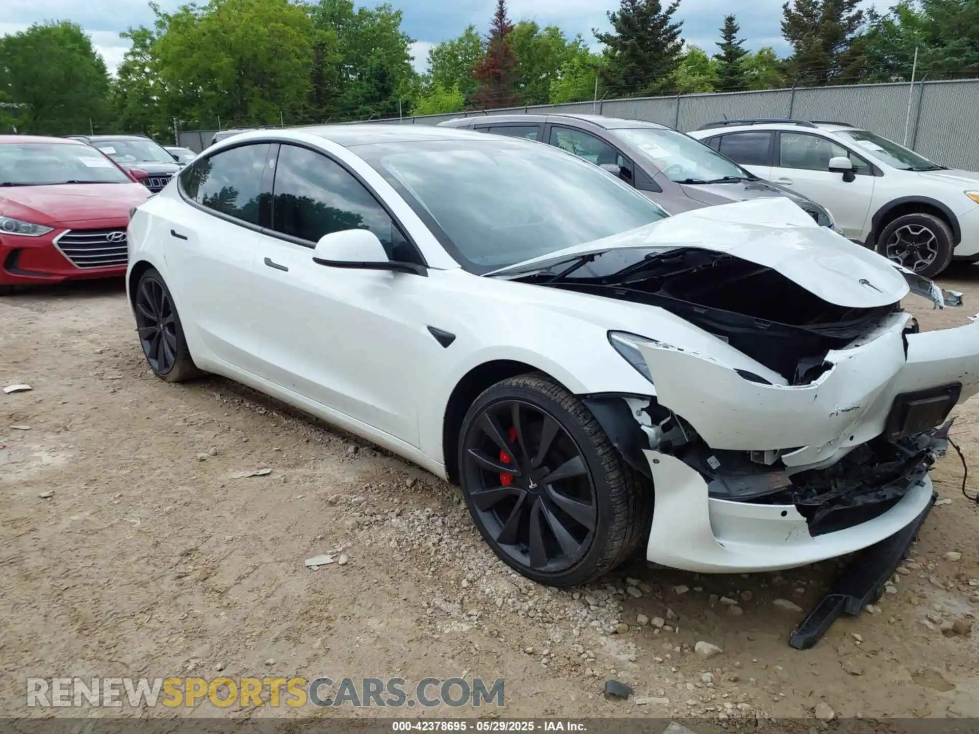1 Photograph of a damaged car 5YJ3E1EC7LF714303 TESLA MODEL 3 2020