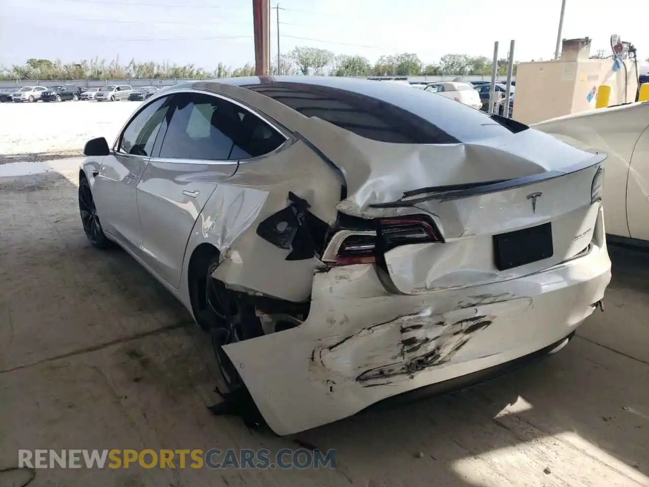 3 Photograph of a damaged car 5YJ3E1EC7LF774999 TESLA MODEL 3 2020