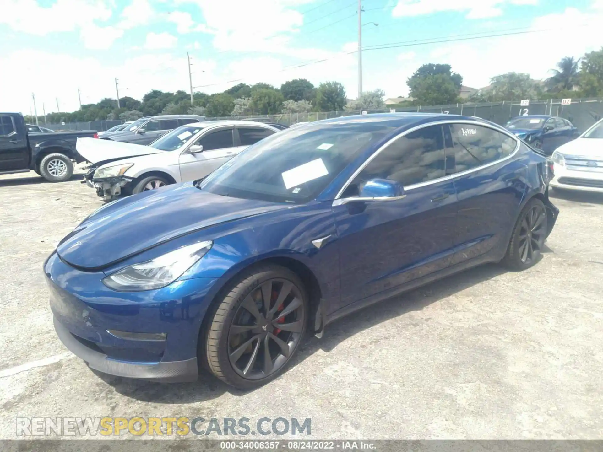 2 Photograph of a damaged car 5YJ3E1EC8LF669422 TESLA MODEL 3 2020