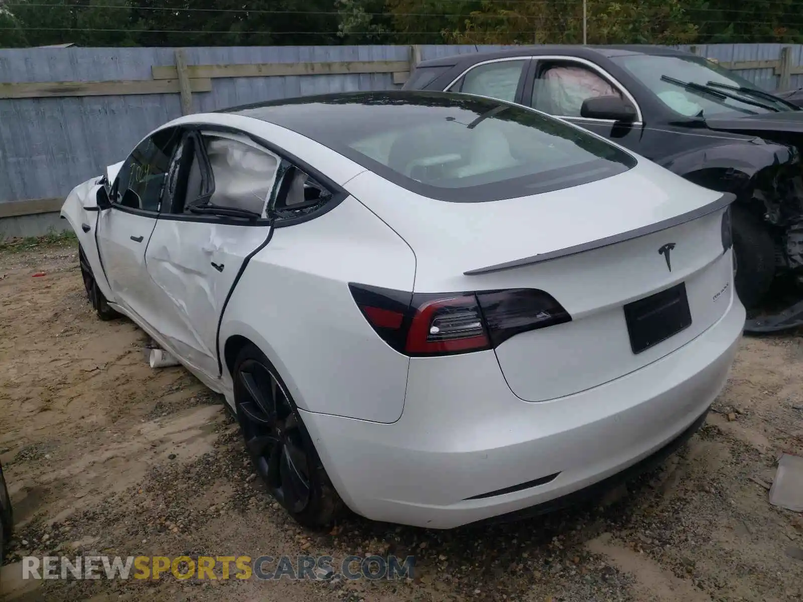 3 Photograph of a damaged car 5YJ3E1EC8LF796512 TESLA MODEL 3 2020