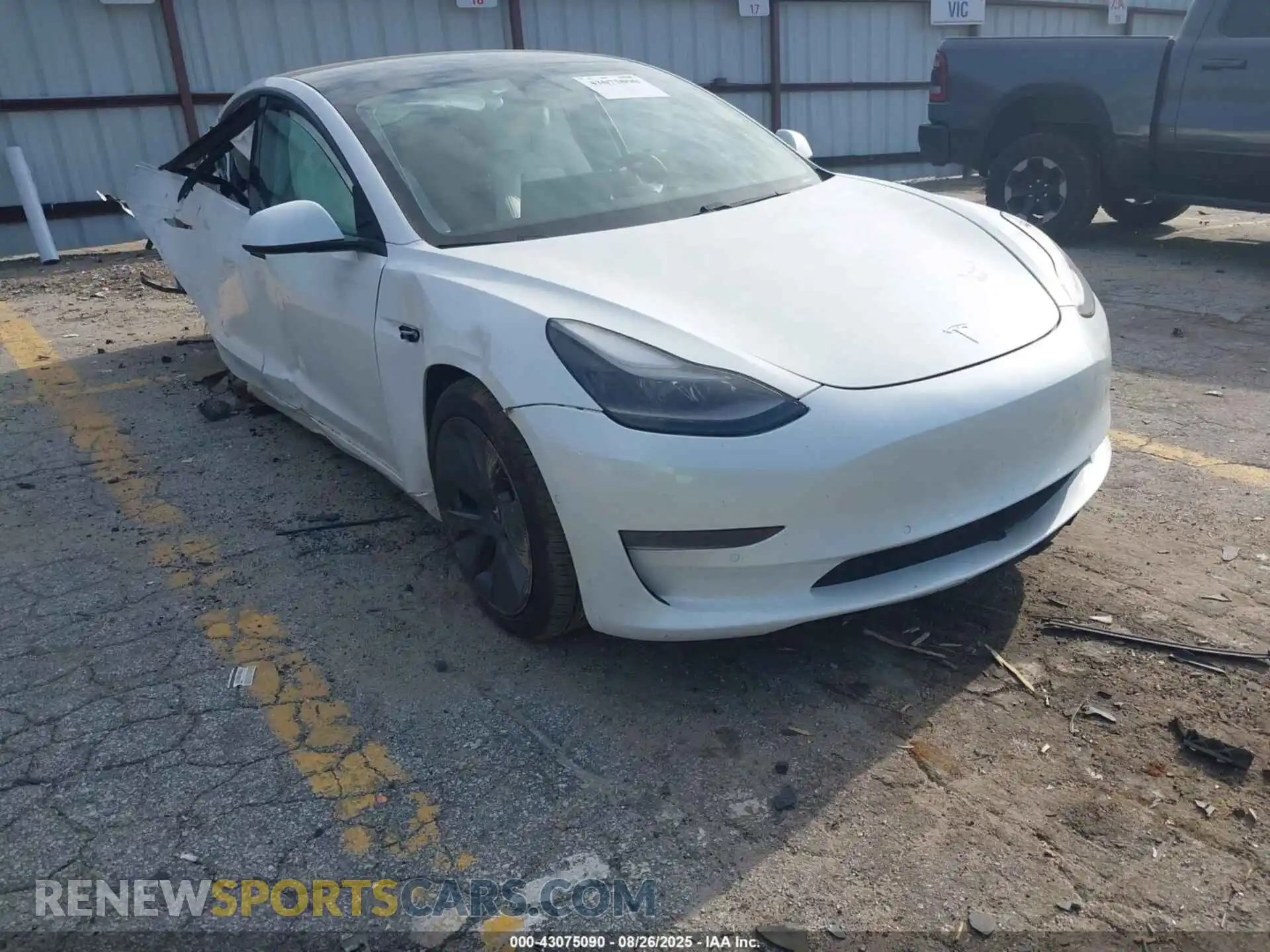 1 Photograph of a damaged car 5YJ3E1EA0MF018267 TESLA MODEL 3 2021