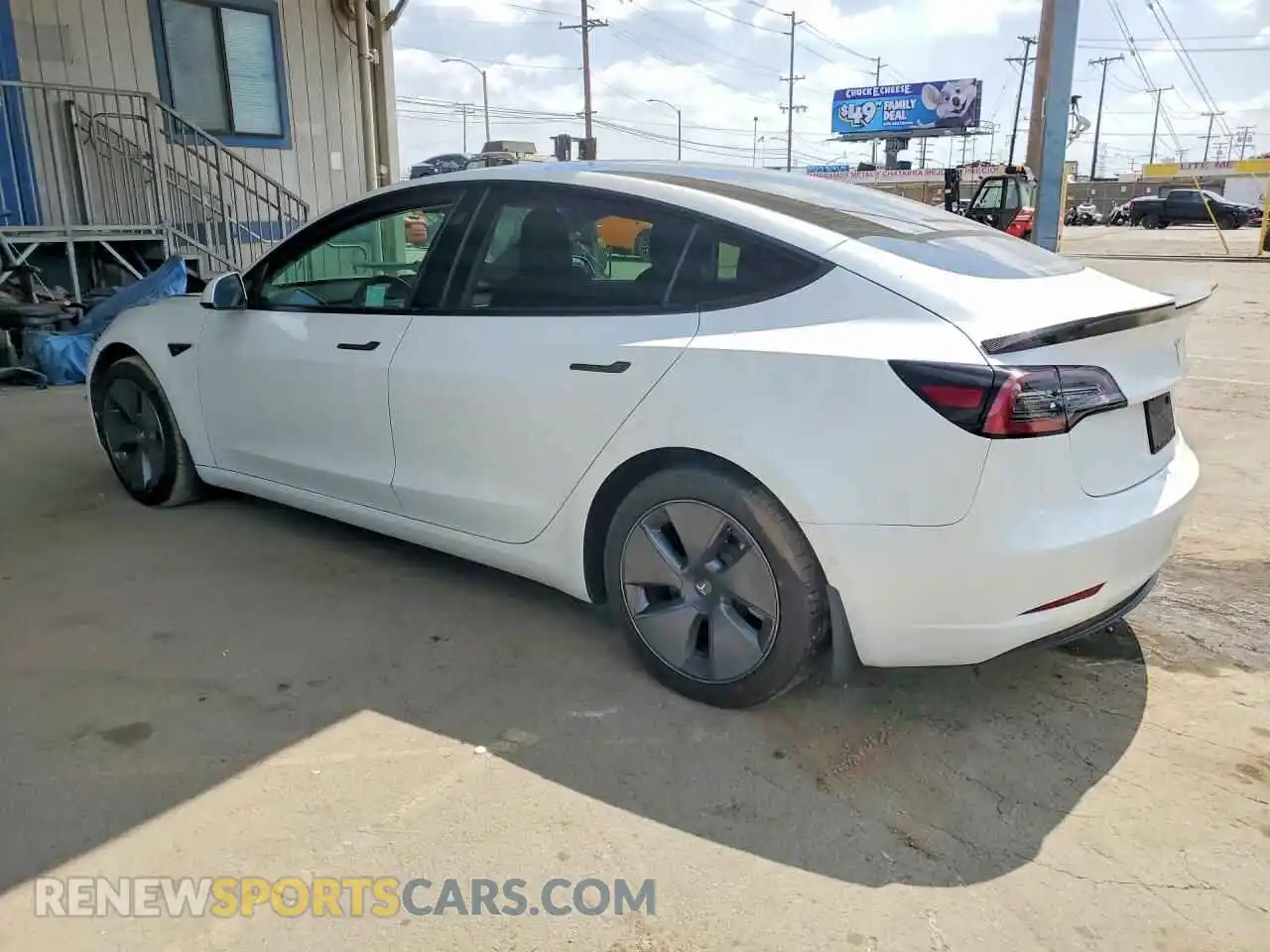 2 fotografías del automóvil dañado 5YJ3E1EA0MF058980 TESLA MODEL 3 2021