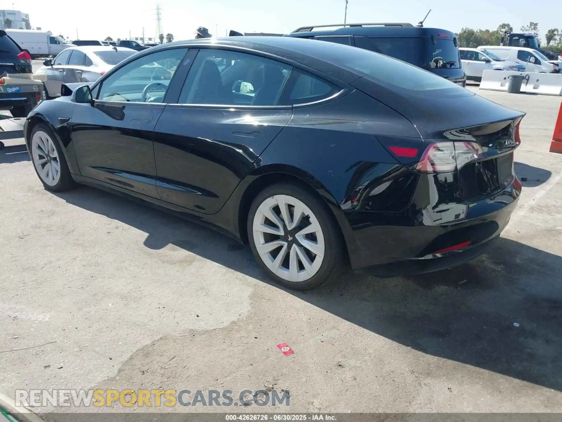 3 Photograph of a damaged car 5YJ3E1EA0MF067226 TESLA MODEL 3 2021