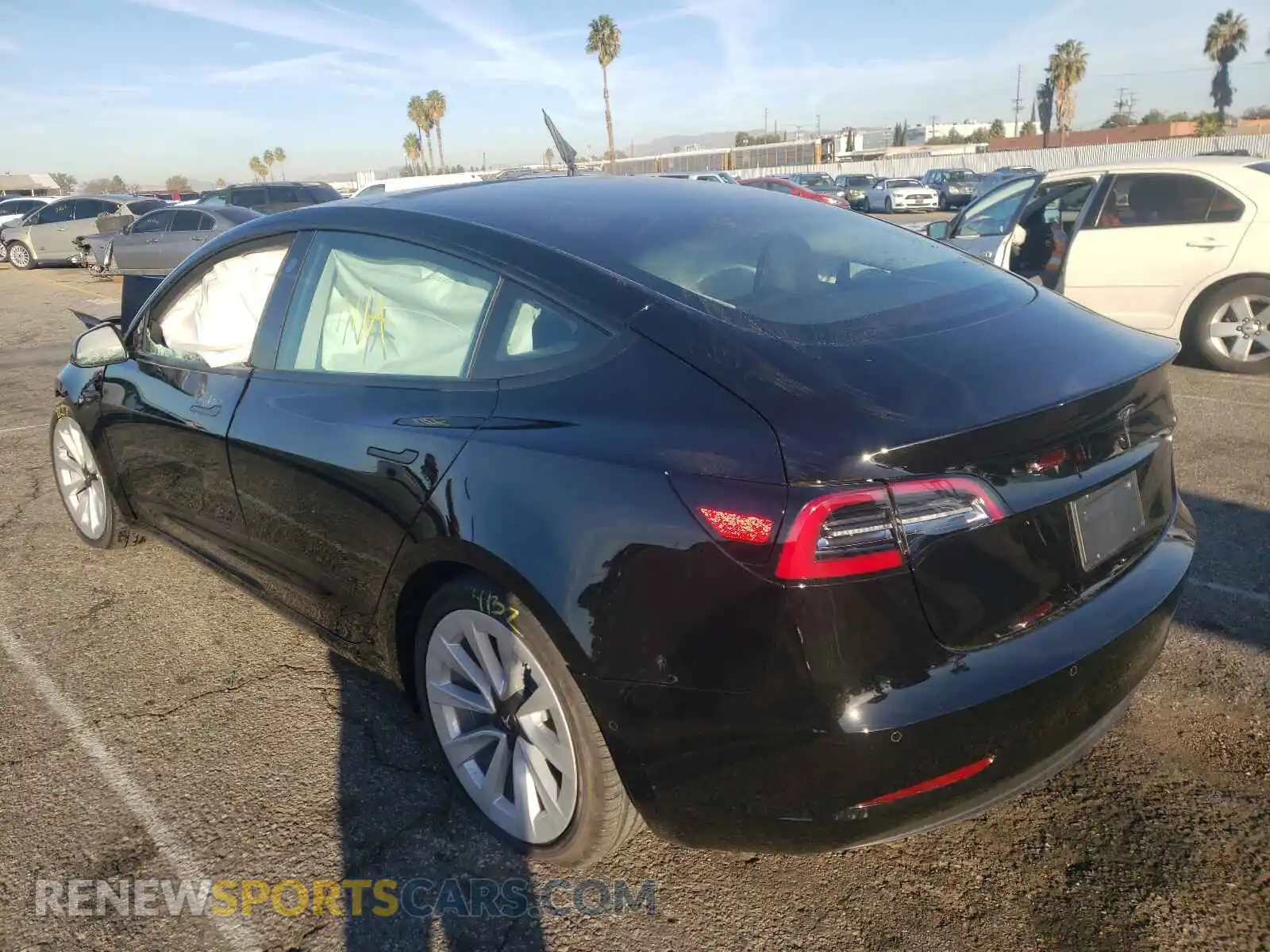 3 Photograph of a damaged car 5YJ3E1EA0MF069557 TESLA MODEL 3 2021