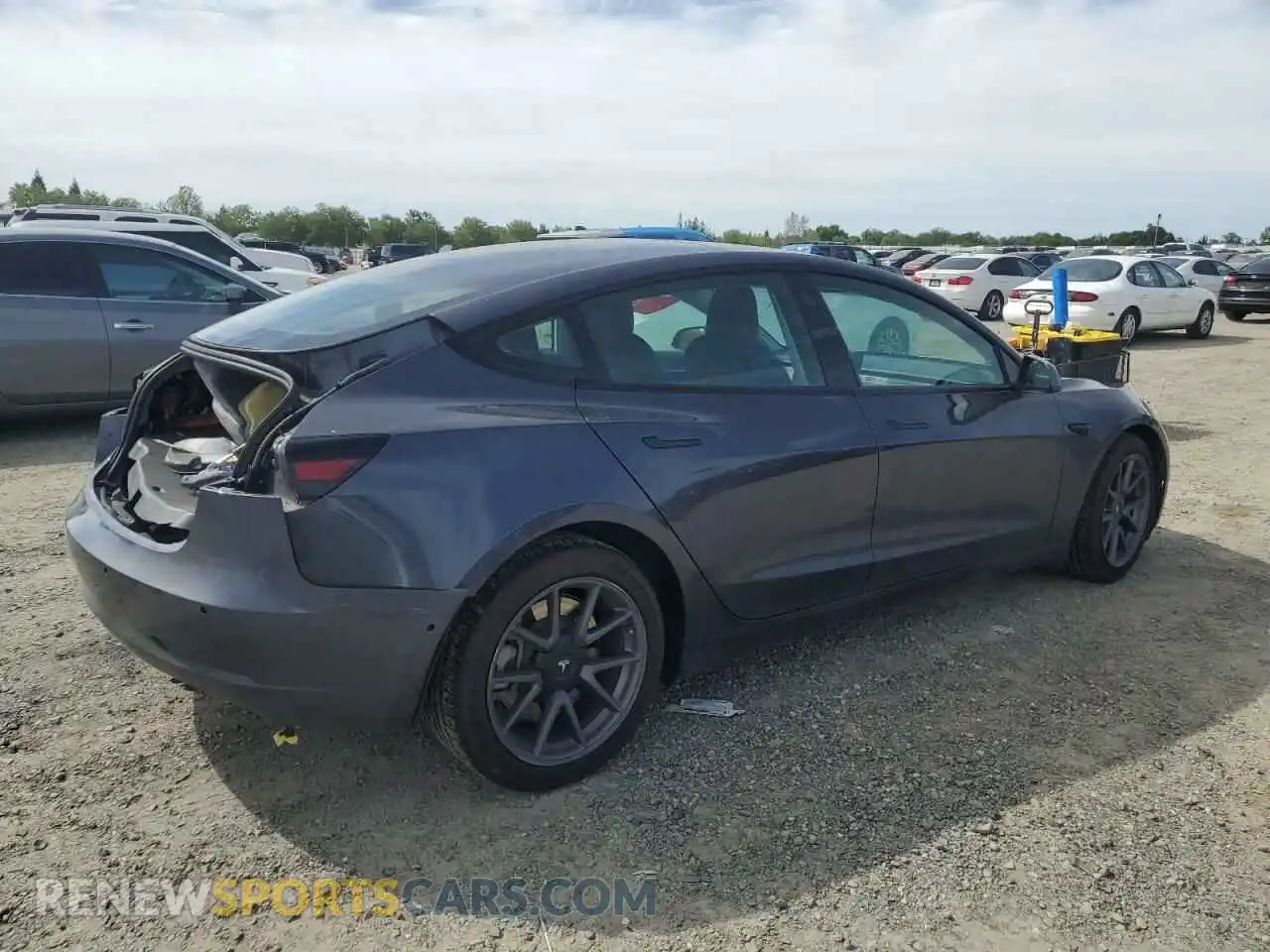 3 fotografías del automóvil dañado 5YJ3E1EA0MF074841 TESLA MODEL 3 2021