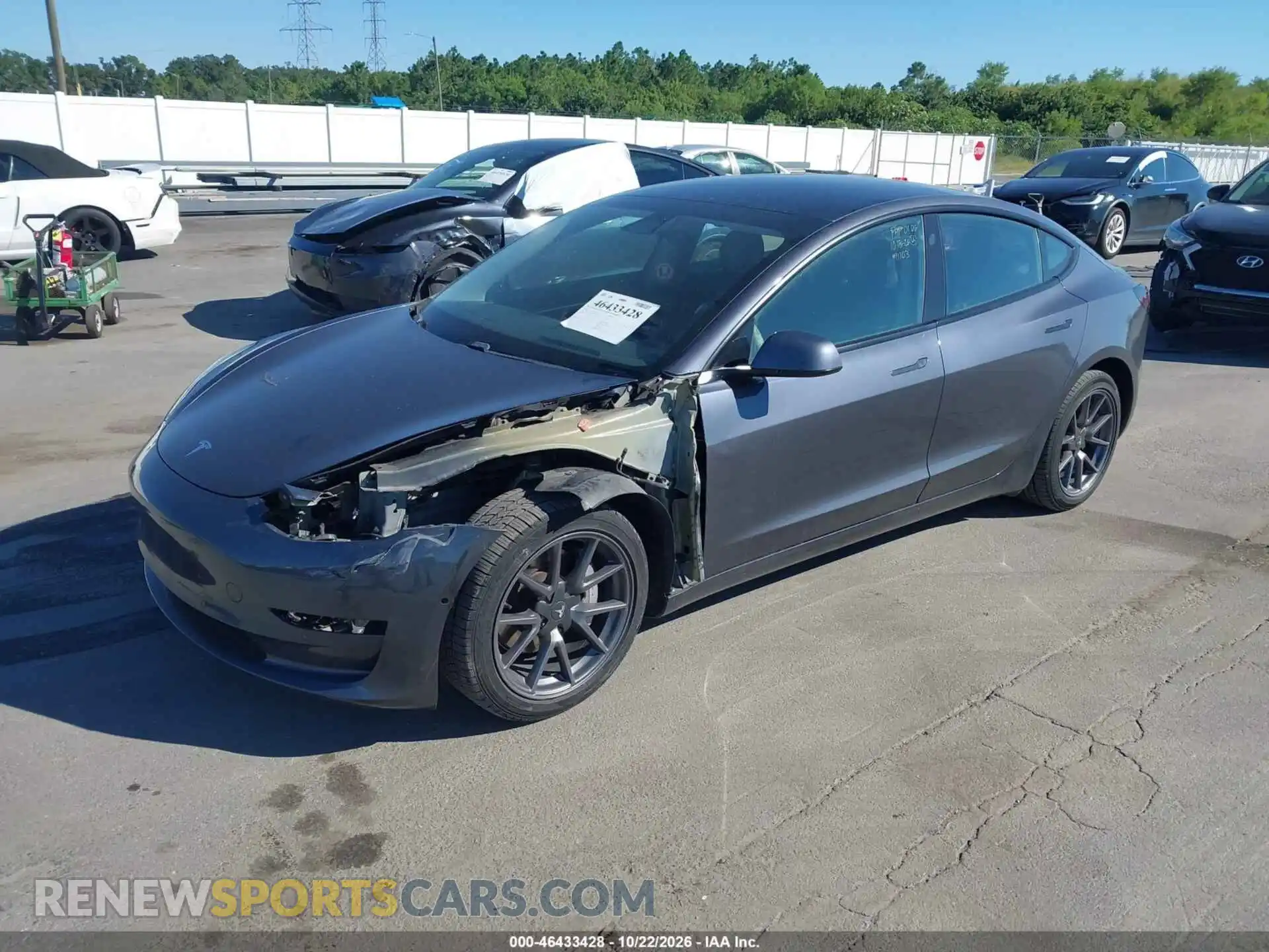 2 Photograph of a damaged car 5YJ3E1EA0MF085242 TESLA MODEL 3 2021