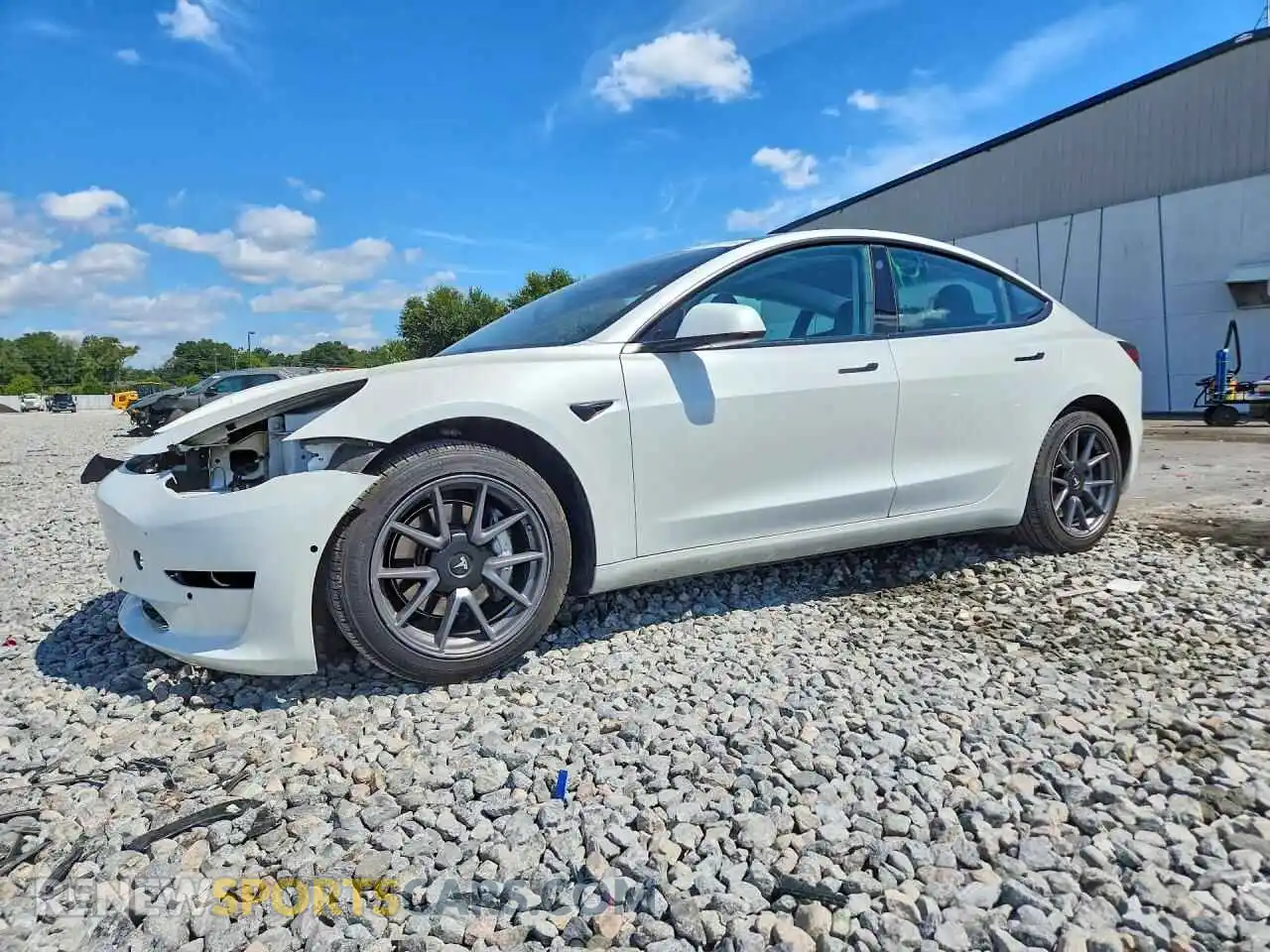 1 Photograph of a damaged car 5YJ3E1EA0MF859876 TESLA MODEL 3 2021