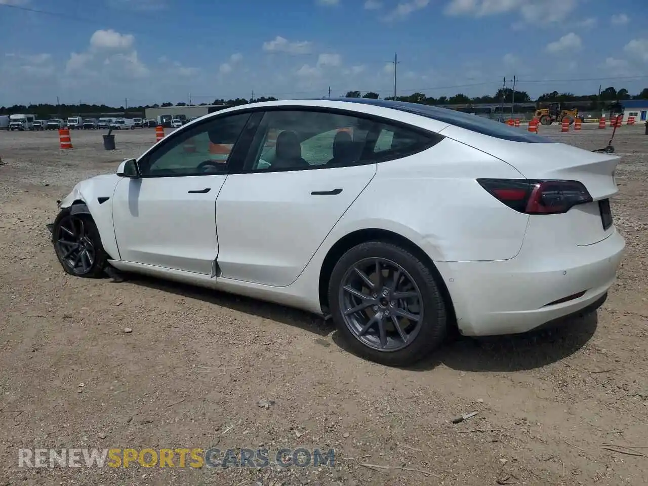 2 fotografías del automóvil dañado 5YJ3E1EA0MF961310 TESLA MODEL 3 2021