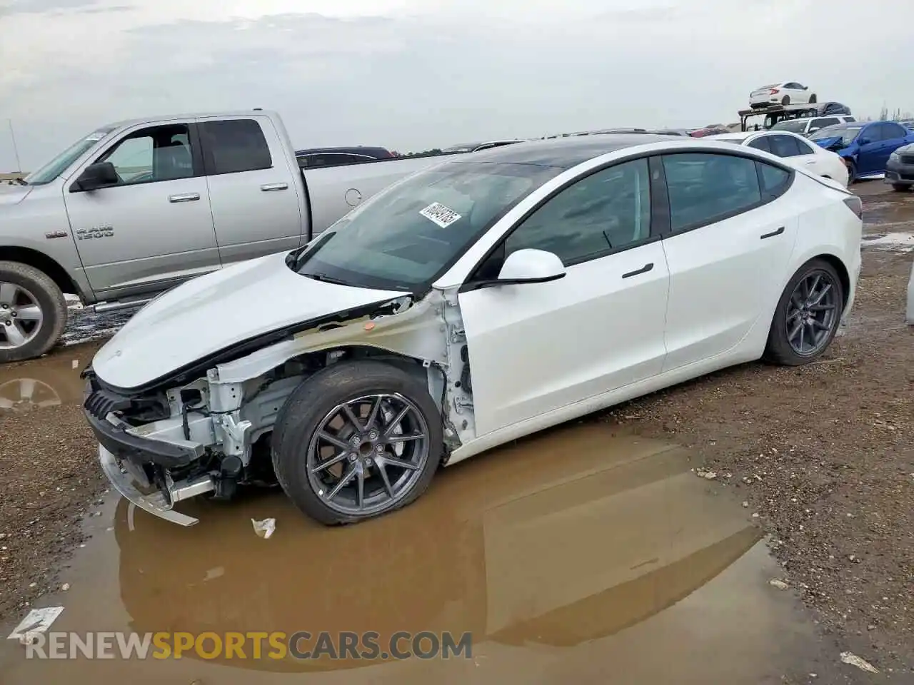 1 Photograph of a damaged car 5YJ3E1EA0MF981802 TESLA MODEL 3 2021