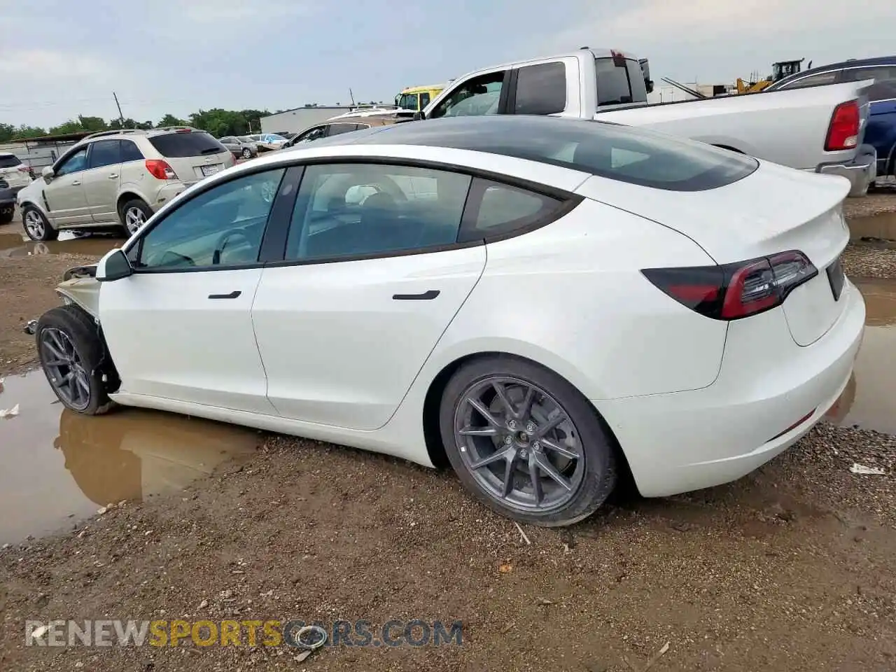 2 Photograph of a damaged car 5YJ3E1EA0MF981802 TESLA MODEL 3 2021