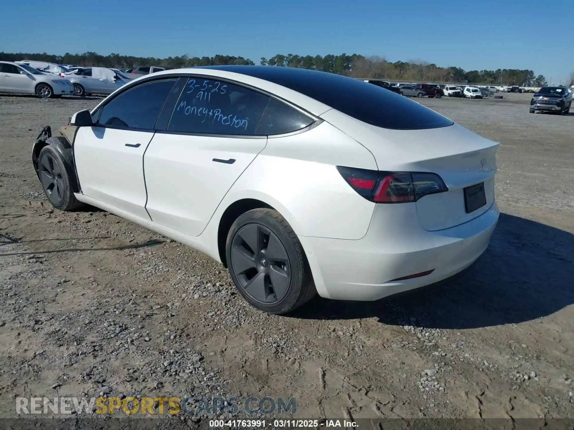 3 Photograph of a damaged car 5YJ3E1EA1MF016656 TESLA MODEL 3 2021