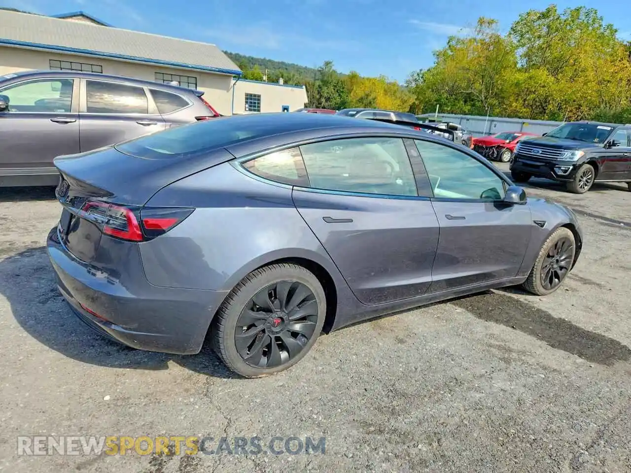 3 Photograph of a damaged car 5YJ3E1EA1MF026815 TESLA MODEL 3 2021