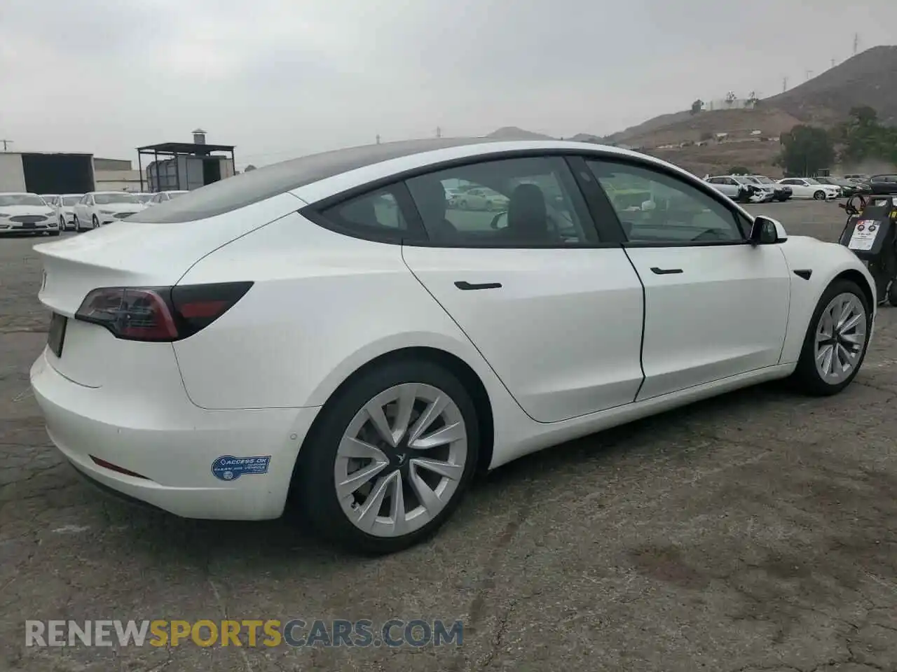 3 Photograph of a damaged car 5YJ3E1EA1MF028709 TESLA MODEL 3 2021