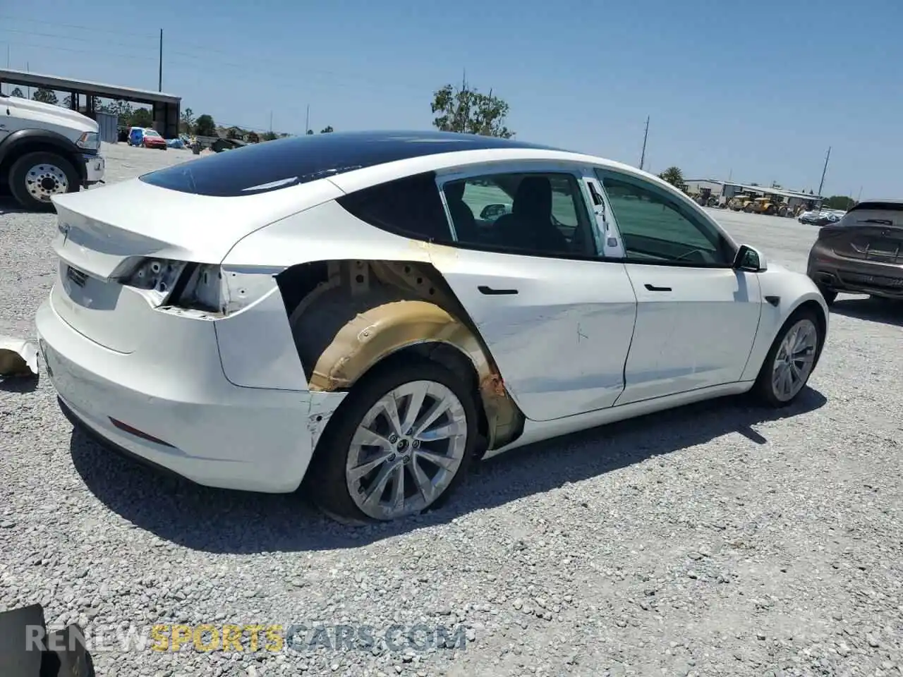 3 fotografías del automóvil dañado 5YJ3E1EA1MF031934 TESLA MODEL 3 2021