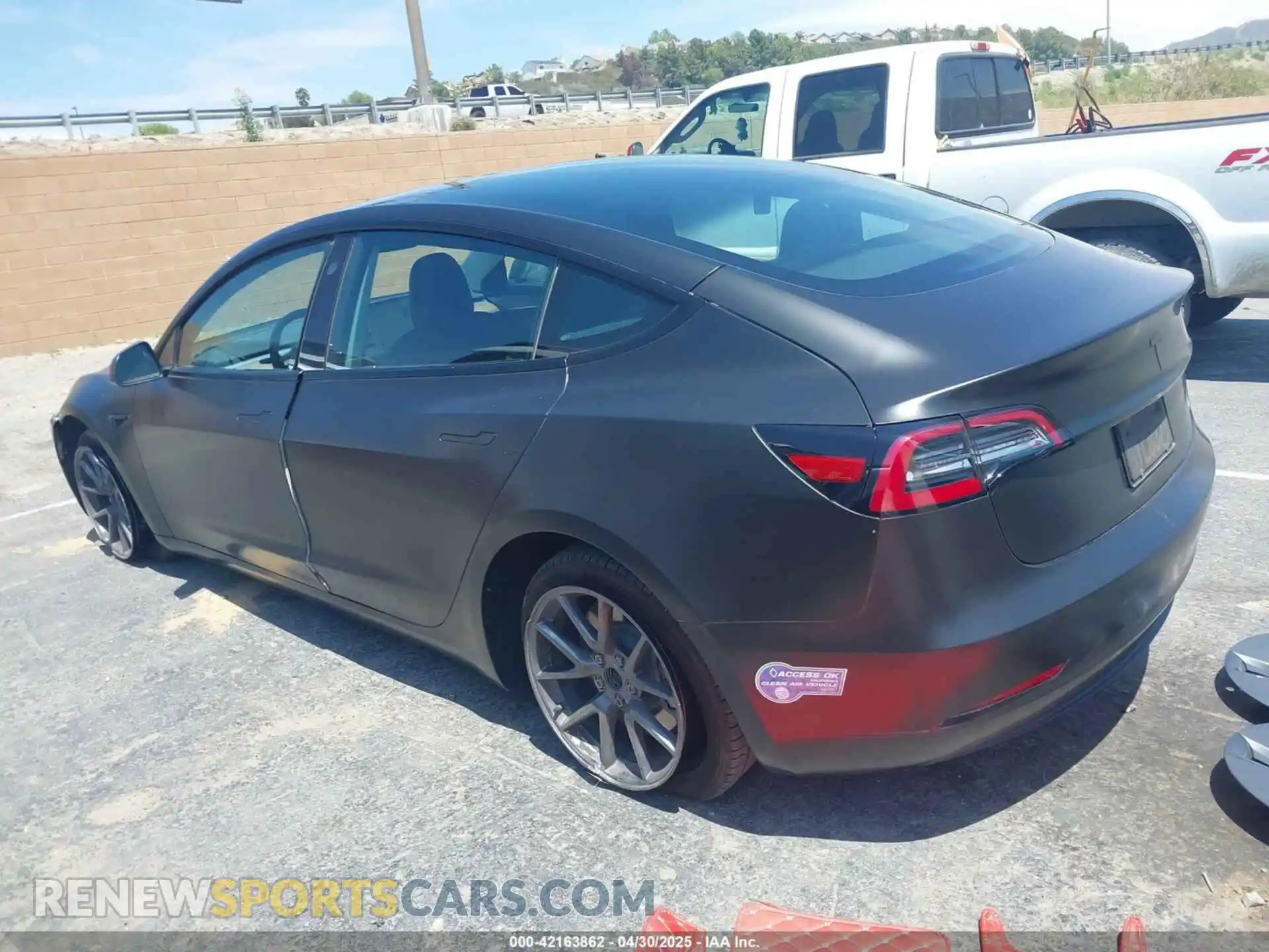 3 Photograph of a damaged car 5YJ3E1EA1MF067610 TESLA MODEL 3 2021